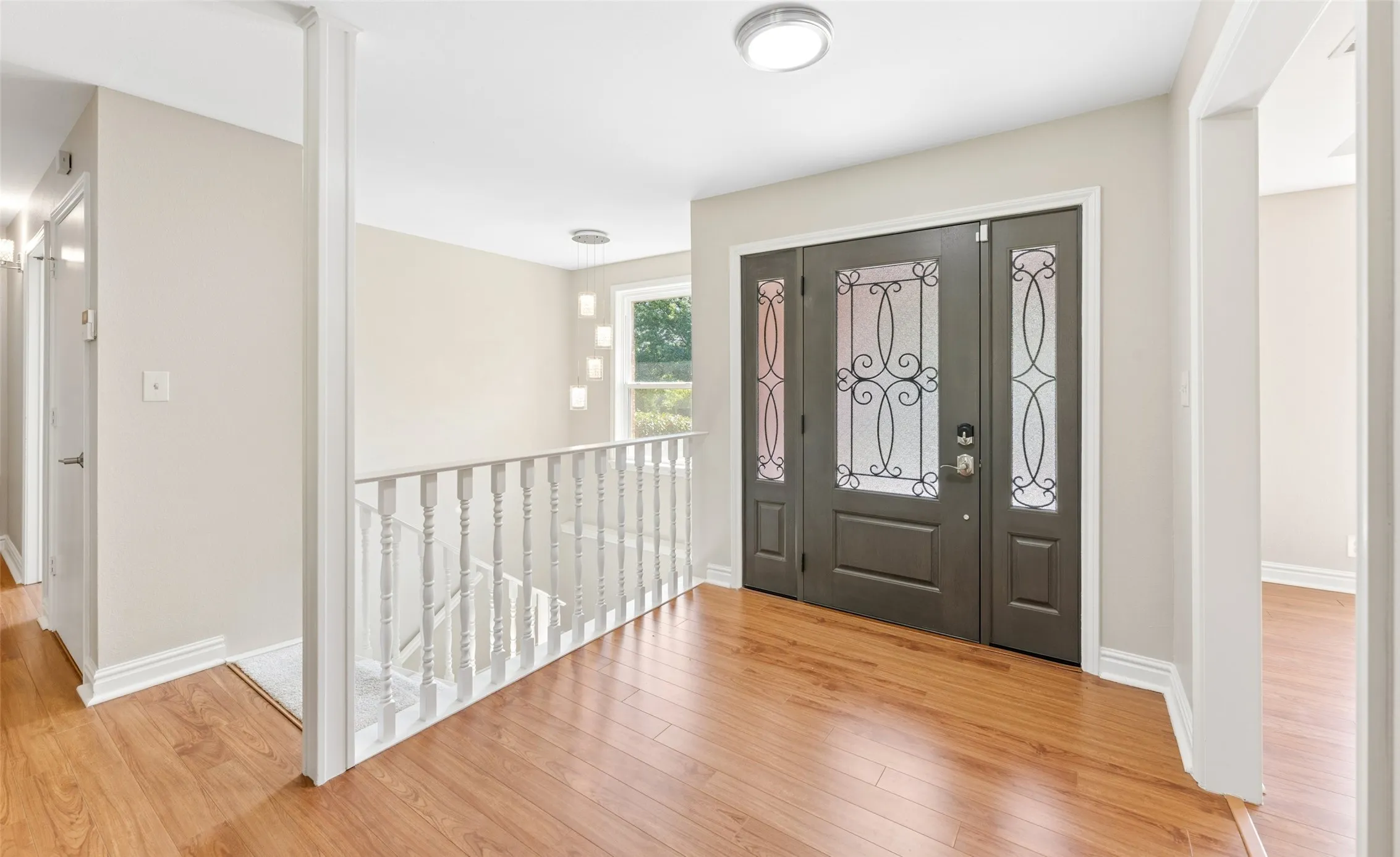 Single Family Residence For Sale in Tarrant County , 1315 Hardage Lane, Colleyville, Texas 76034, 5 Bedroom, 3 Bathroom, 2 Garage spaces, 4,107 Sqft, built in 1986, mls#21263072, Real Estate Agent in Colleyville, Homes For Sale in Tarrant county, Homes For Sale in Colleyville, Realtor in Colleyville Texas, Real Estate Brokerage Independent Realty Texas, Luminita Cordes Realtor