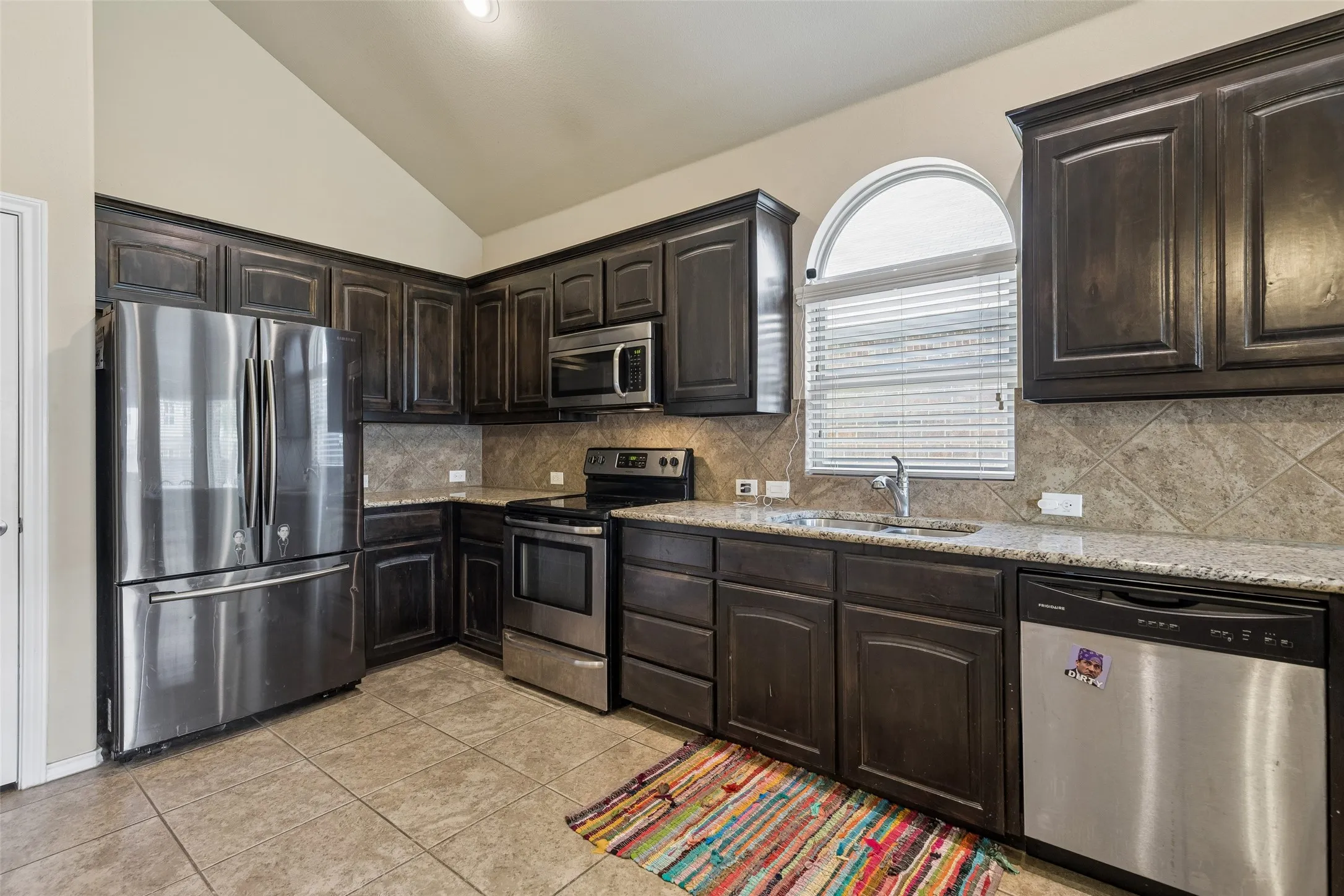 Single Family Residence For Sale in Denton County , 4704 Shagbark Drive, Denton, Texas 76226, 3 Bedrooms, 2 Bathrooms, 2 Garage spaces, 1,562 Sqft, built in 2015, Price $325,000, mls#21268925, Real Estate Agent in Denton, Homes For Sale in Denton county, Homes For Sale in Denton, Realtor in Denton Texas, Real Estate Brokerage Independent Realty Texas, Luminita Cordes Realtor
