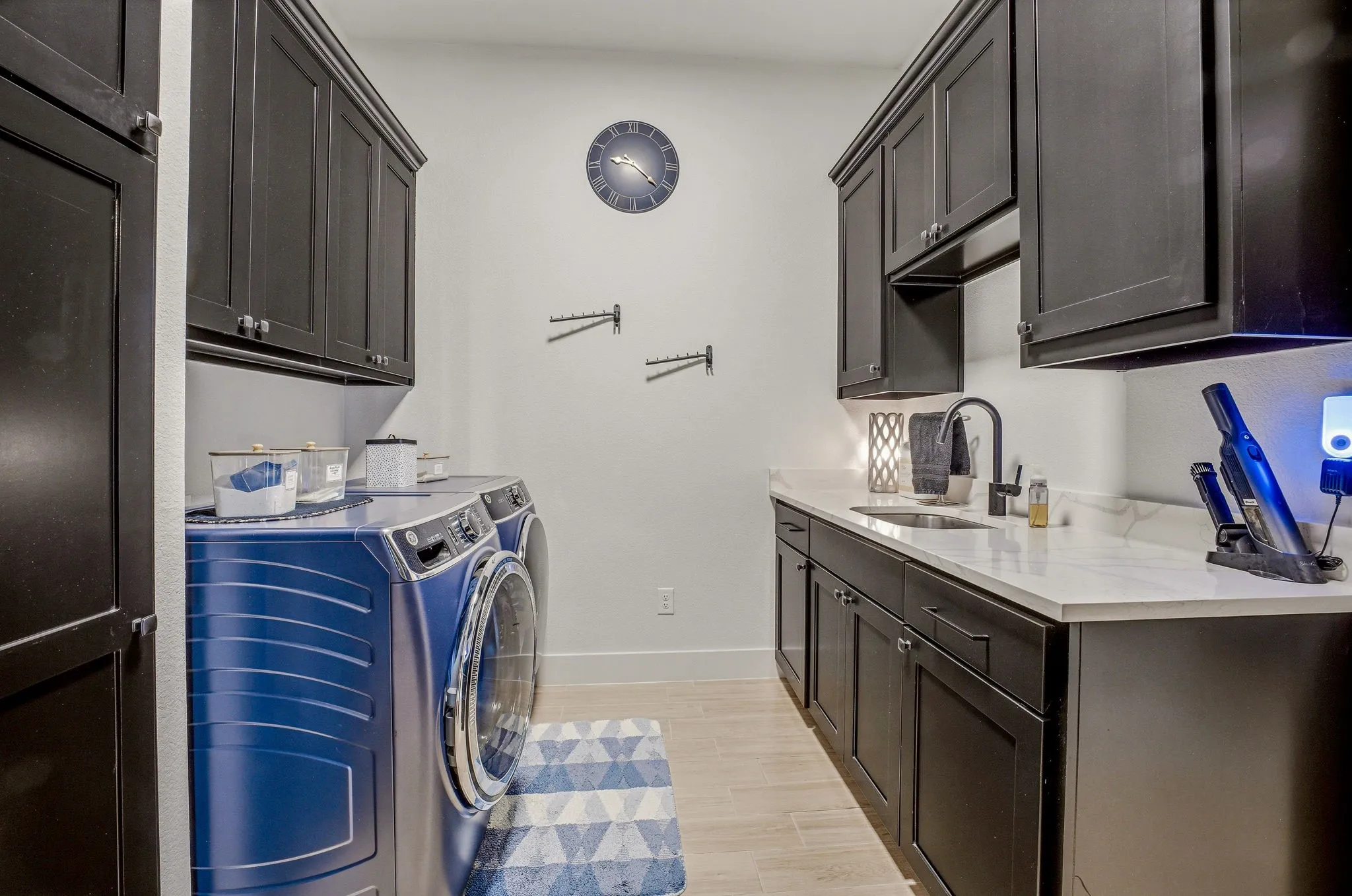 Single Family Residence For Sale in Parker County , 2016 Sonora Way, Poolville, Texas 76487, 3 Bedroom, 3 Bathroom, 3 Garage spaces, 2,550 Sqft, built in 2022, mls#21270869, Real Estate Agent in Poolville, Homes For Sale in Parker county, Homes For Sale in Poolville, Realtor in Poolville Texas, Real Estate Brokerage Independent Realty Texas, Luminita Cordes Realtor