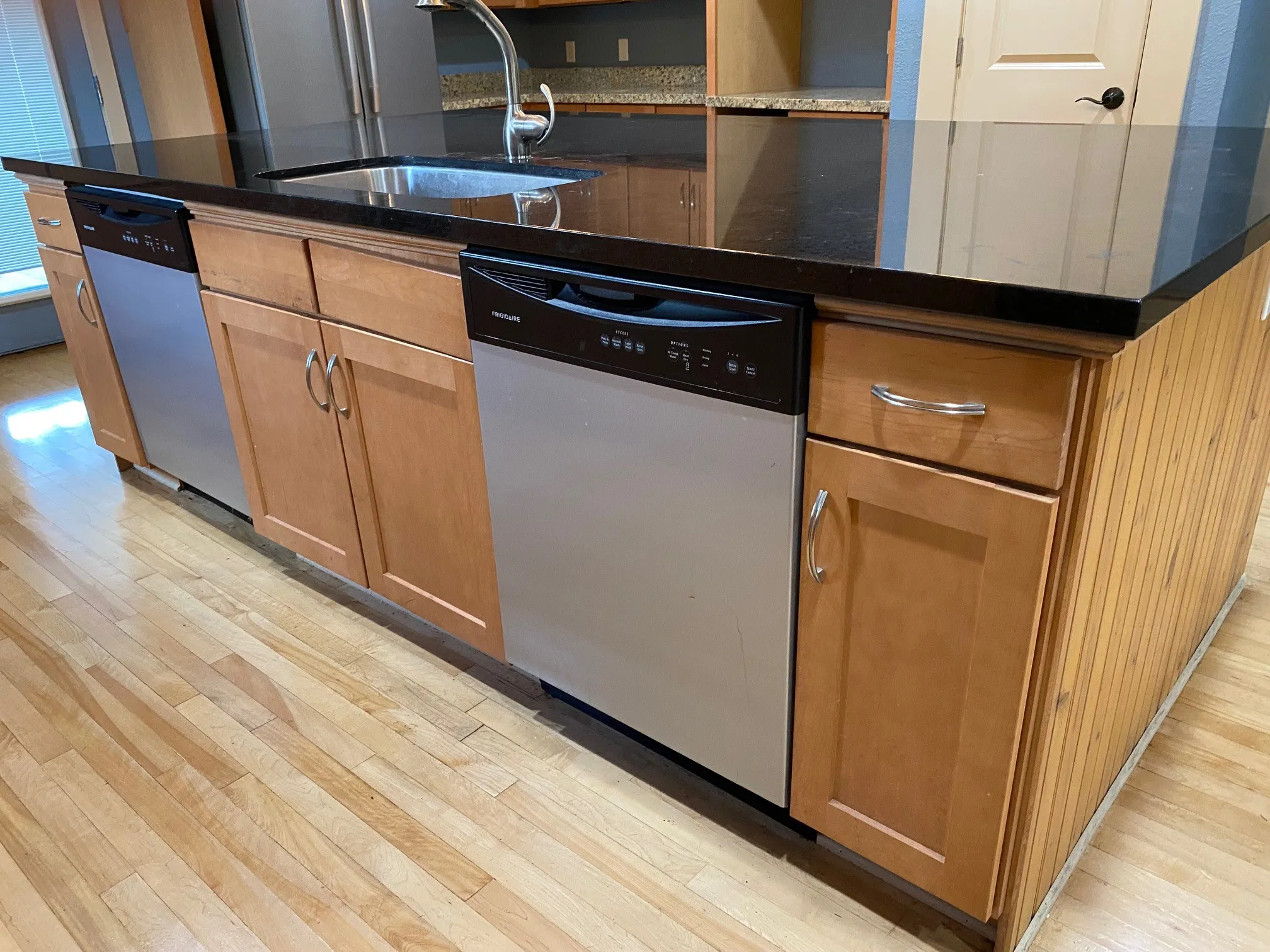 Double dishwashers and Farm sink.
