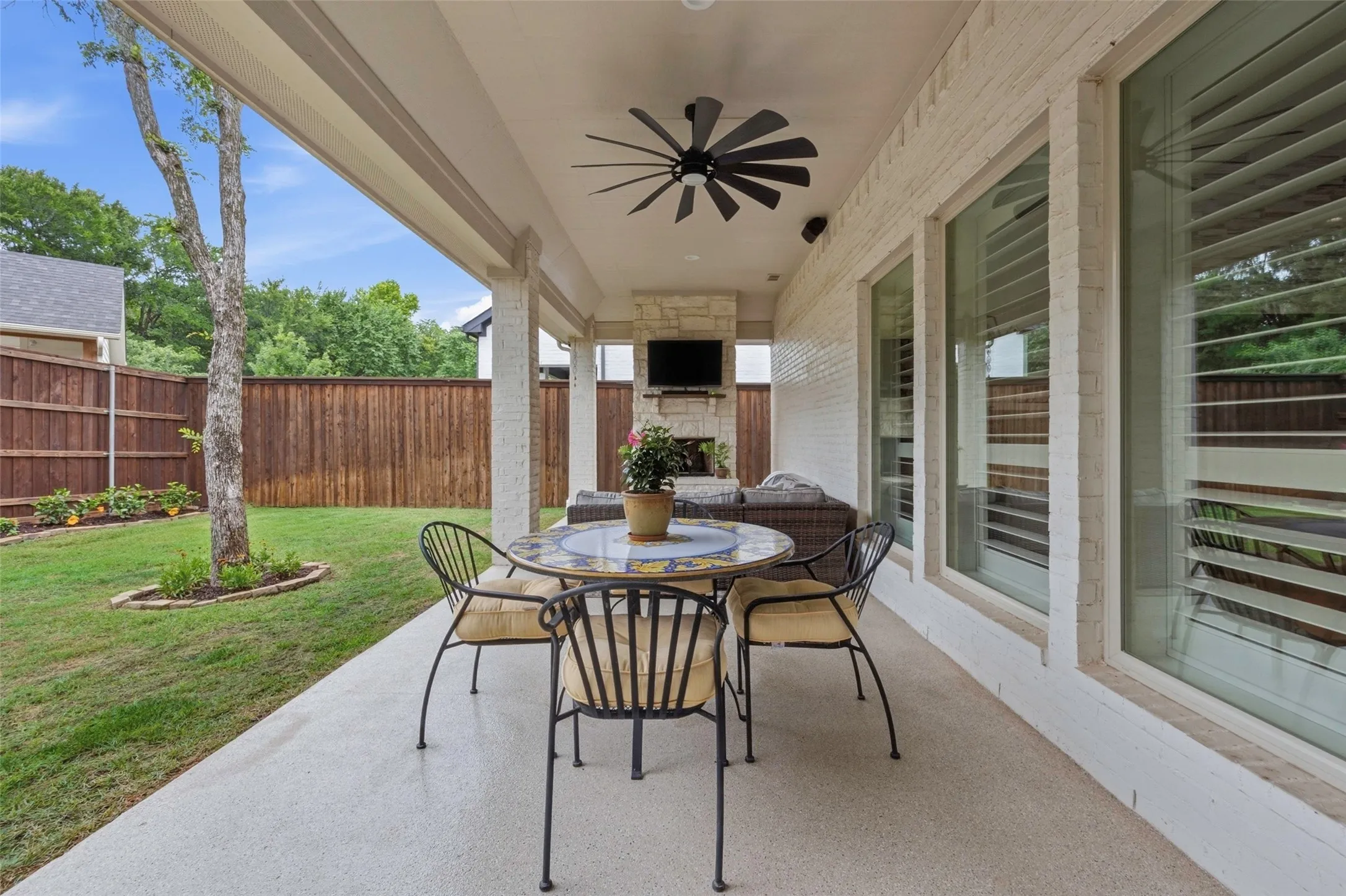 Single Family Residence For Sale in Tarrant County , 7613 Ira Drive, North Richland Hills, Texas 76182, 4 Bedroom, 5 Bathroom, 3 Garage spaces, 3,501 Sqft, built in 2020, mls#21270161, Real Estate Agent in North Richland Hills, Homes For Sale in Tarrant county, Homes For Sale in North Richland Hills, Realtor in North Richland Hills Texas, Real Estate Brokerage Independent Realty Texas, Luminita Cordes Realtor