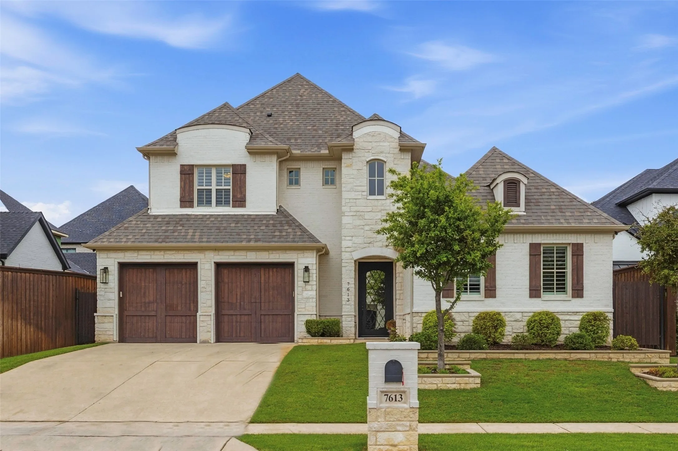 Single Family Residence For Sale in Tarrant County , 7613 Ira Drive, North Richland Hills, Texas 76182, 4 Bedroom, 5 Bathroom, 3 Garage spaces, 3,501 Sqft, built in 2020, mls#21270161, Real Estate Agent in North Richland Hills, Homes For Sale in Tarrant county, Homes For Sale in North Richland Hills, Realtor in North Richland Hills Texas, Real Estate Brokerage Independent Realty Texas, Luminita Cordes Realtor