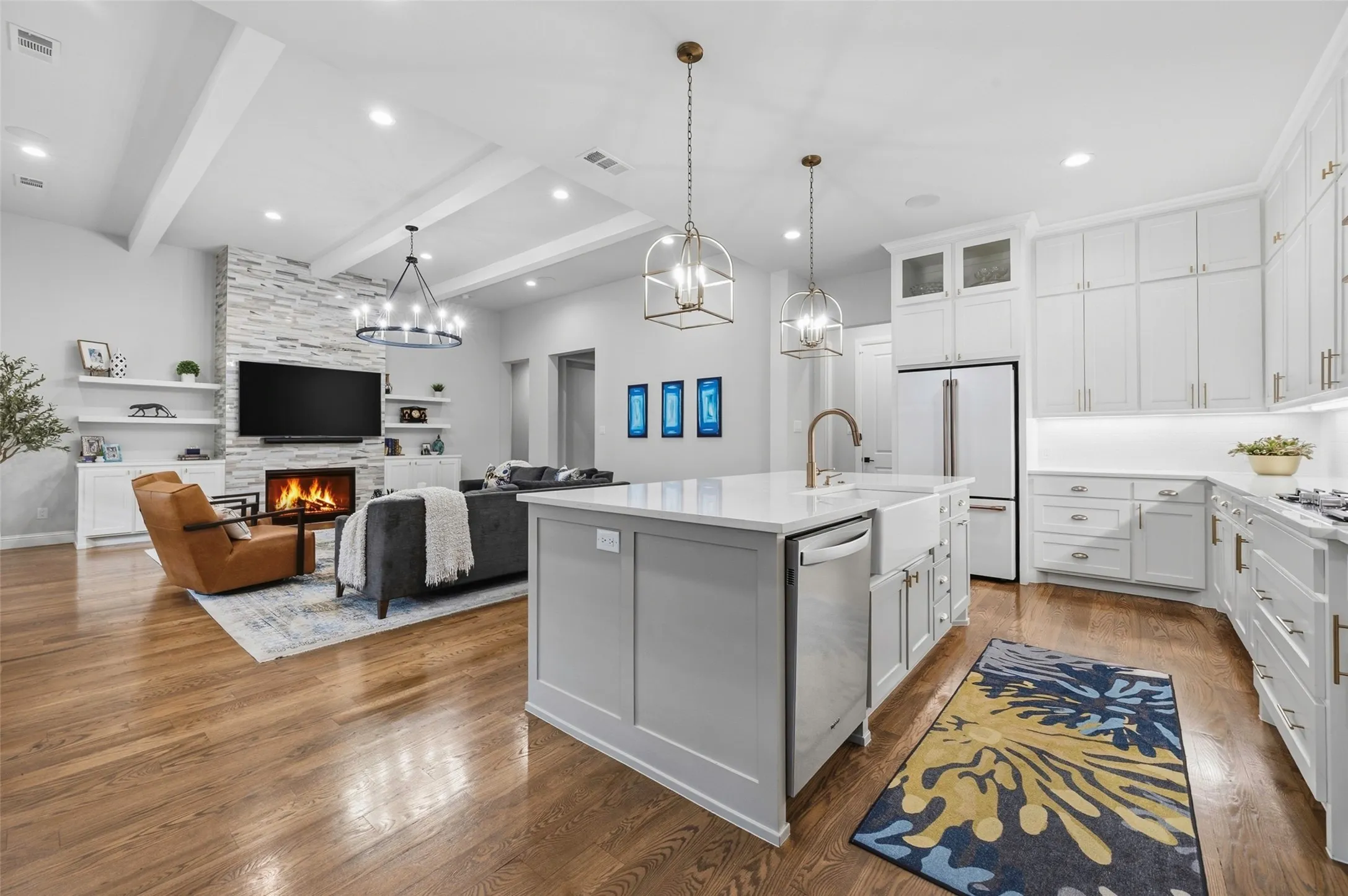 Single Family Residence For Sale in Tarrant County , 7613 Ira Drive, North Richland Hills, Texas 76182, 4 Bedroom, 5 Bathroom, 3 Garage spaces, 3,501 Sqft, built in 2020, mls#21270161, Real Estate Agent in North Richland Hills, Homes For Sale in Tarrant county, Homes For Sale in North Richland Hills, Realtor in North Richland Hills Texas, Real Estate Brokerage Independent Realty Texas, Luminita Cordes Realtor