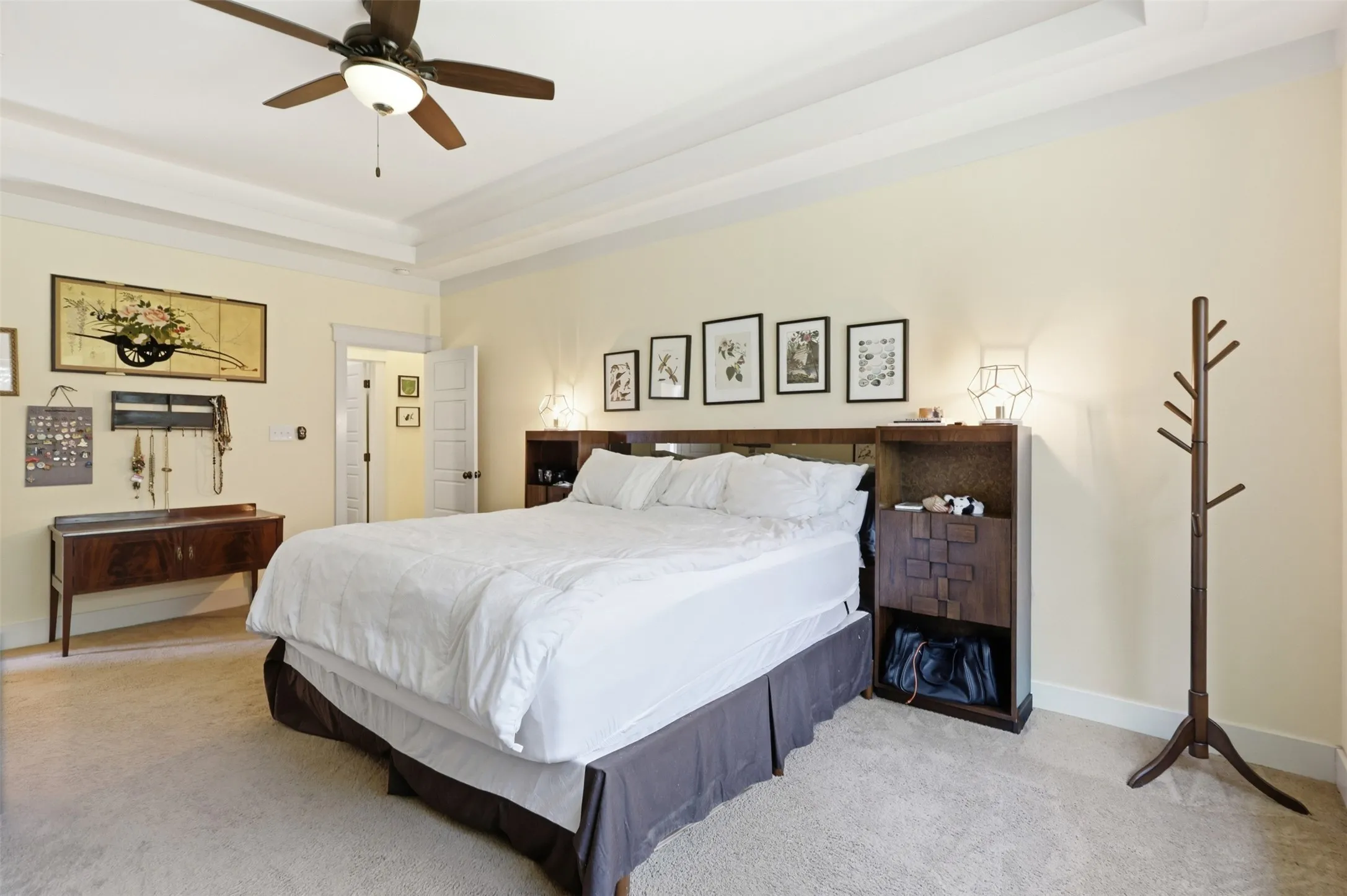 Single Family Residence For Sale in Collin County , 1204 Quisenberry Street, Mc Kinney, Texas 75069, 3 Bedroom, 3 Bathroom, 2 Garage spaces, 2,423 Sqft, built in 2013, mls#21269929, Real Estate Agent in Mc Kinney, Homes For Sale in Collin county, Homes For Sale in Mc Kinney, Realtor in Mc Kinney Texas, Real Estate Brokerage Independent Realty Texas, Luminita Cordes Realtor