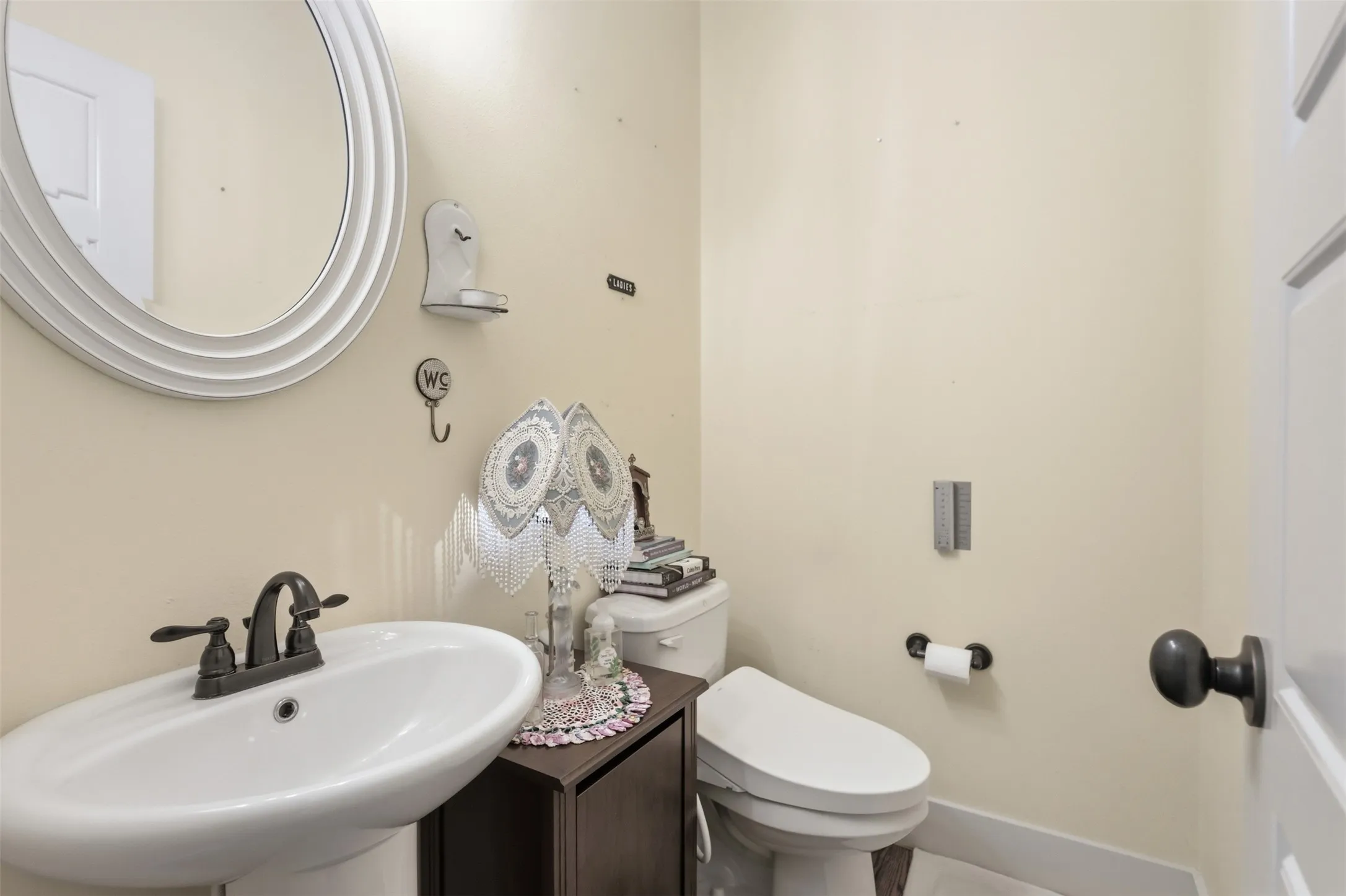 Single Family Residence For Sale in Collin County , 1204 Quisenberry Street, Mc Kinney, Texas 75069, 3 Bedroom, 3 Bathroom, 2 Garage spaces, 2,423 Sqft, built in 2013, mls#21269929, Real Estate Agent in Mc Kinney, Homes For Sale in Collin county, Homes For Sale in Mc Kinney, Realtor in Mc Kinney Texas, Real Estate Brokerage Independent Realty Texas, Luminita Cordes Realtor