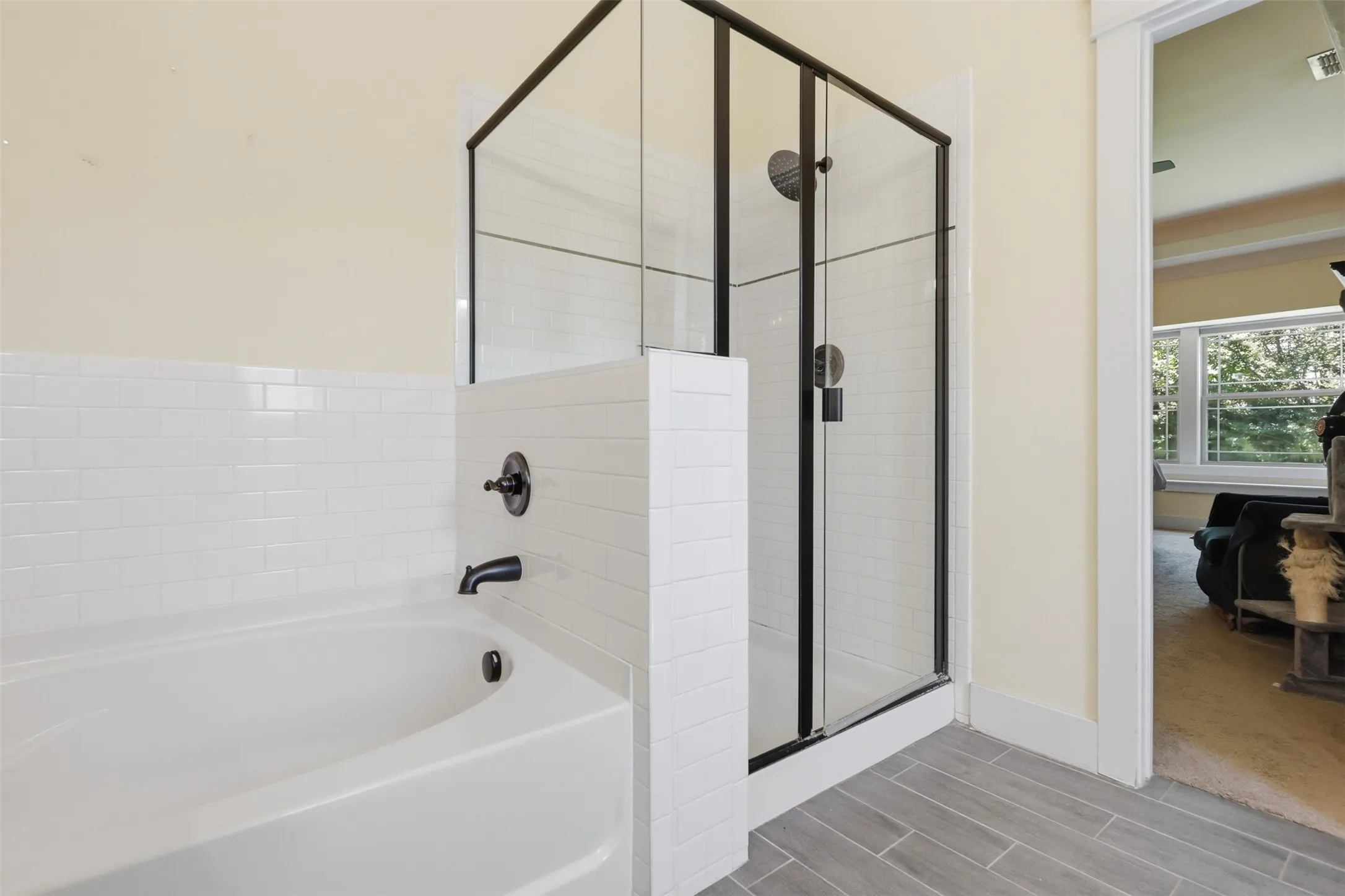 Single Family Residence For Sale in Collin County , 1204 Quisenberry Street, Mc Kinney, Texas 75069, 3 Bedroom, 3 Bathroom, 2 Garage spaces, 2,423 Sqft, built in 2013, mls#21269929, Real Estate Agent in Mc Kinney, Homes For Sale in Collin county, Homes For Sale in Mc Kinney, Realtor in Mc Kinney Texas, Real Estate Brokerage Independent Realty Texas, Luminita Cordes Realtor