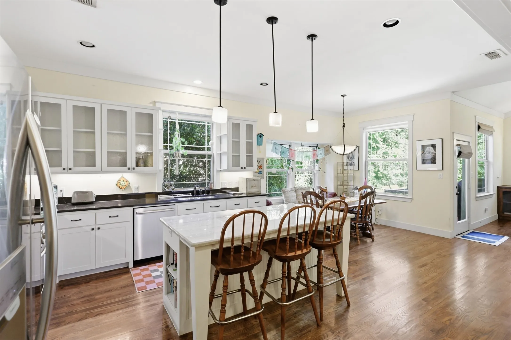 Single Family Residence For Sale in Collin County , 1204 Quisenberry Street, Mc Kinney, Texas 75069, 3 Bedroom, 3 Bathroom, 2 Garage spaces, 2,423 Sqft, built in 2013, mls#21269929, Real Estate Agent in Mc Kinney, Homes For Sale in Collin county, Homes For Sale in Mc Kinney, Realtor in Mc Kinney Texas, Real Estate Brokerage Independent Realty Texas, Luminita Cordes Realtor