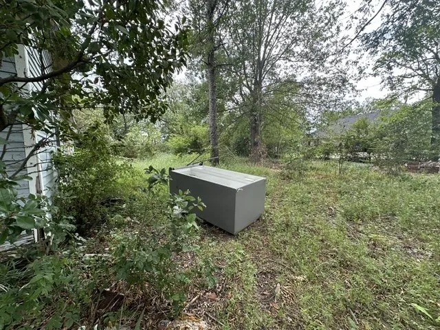 Single Family Residence For Sale in Grayson County , 419 W Pine, Whitewright, Texas 75491, 3 Bedrooms, 1 Bathroom, Garage spaces, 1,706 Sqft, built in 1900, Price $90,000, mls#21271395, Real Estate Agent in Whitewright, Homes For Sale in Grayson county, Homes For Sale in Whitewright, Realtor in Whitewright Texas, Real Estate Brokerage Independent Realty Texas, Luminita Cordes Realtor