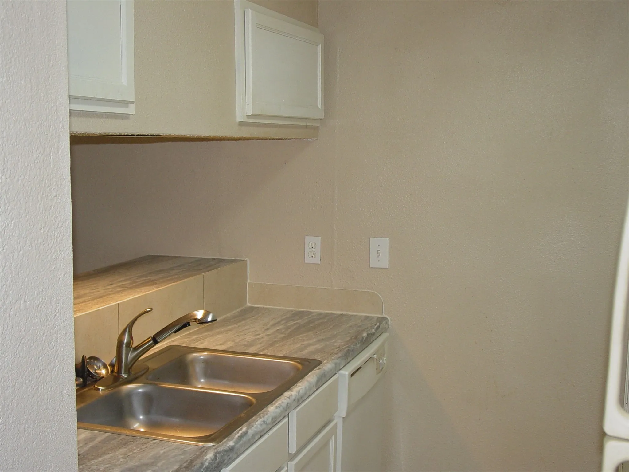 For Sale in Dallas County , 9605 Walnut Street 12106, Dallas, Texas 75243, 0, 0, Garage spaces, 0 Sqft, built in 1983, Price $450,000, mls#21271396, Real Estate Agent in Dallas, Homes For Sale in Dallas county, Homes For Sale in Dallas, Realtor in Dallas Texas, Real Estate Brokerage Independent Realty Texas, Luminita Cordes Realtor