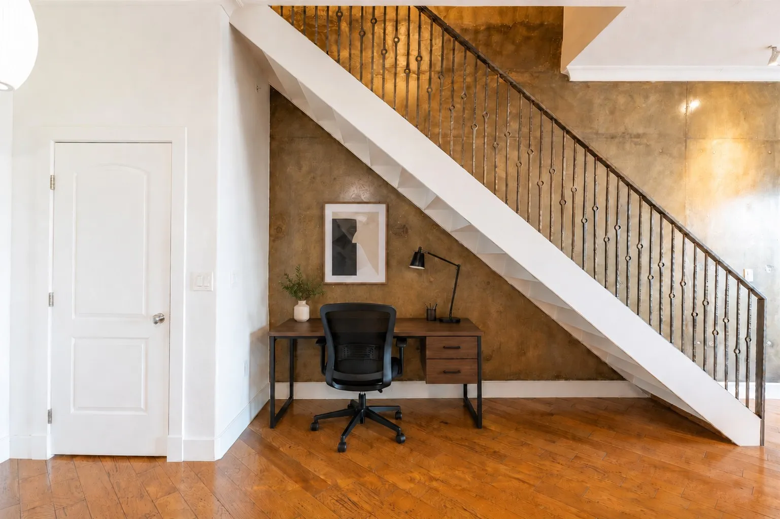 Condominium For Sale in Dallas County , 3225 Turtle Creek Boulevard 1649, Dallas, Texas 75219, 1 Bedroom, 1 Bathroom, 2 Garage spaces, 1,033 Sqft, built in 1998, mls#21259223, Real Estate Agent in Dallas, Homes For Sale in Dallas county, Homes For Sale in Dallas, Realtor in Dallas Texas, Real Estate Brokerage Independent Realty Texas, Luminita Cordes Realtor