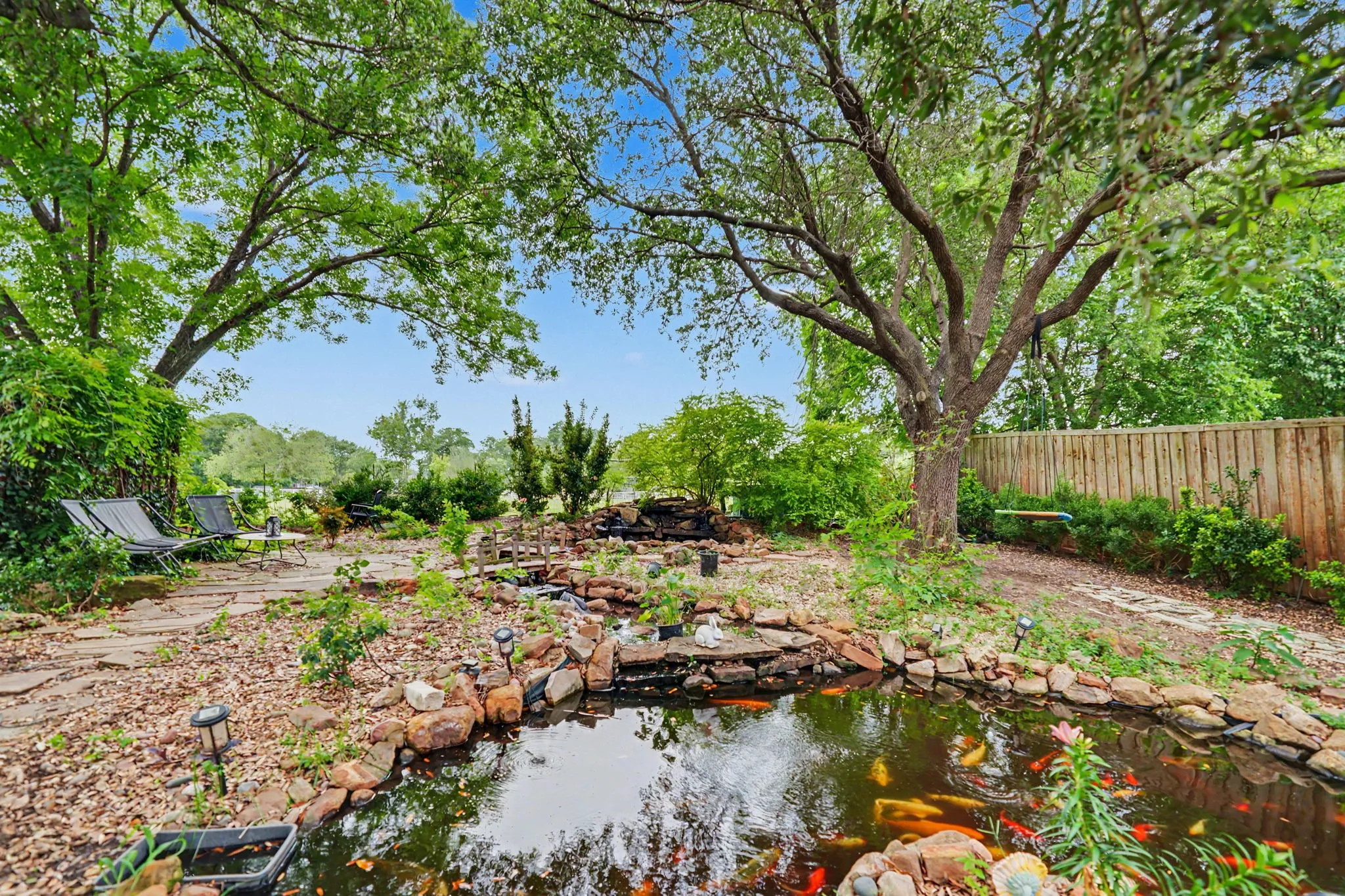 Single Family Residence For Sale in Dallas County , 1905 Lakeway Drive, Rowlett, Texas 75088, 4 Bedroom, 3 Bathroom, 2 Garage spaces, 3,473 Sqft, built in 1997, mls#21269890, Real Estate Agent in Rowlett, Homes For Sale in Dallas county, Homes For Sale in Rowlett, Realtor in Rowlett Texas, Real Estate Brokerage Independent Realty Texas, Luminita Cordes Realtor
