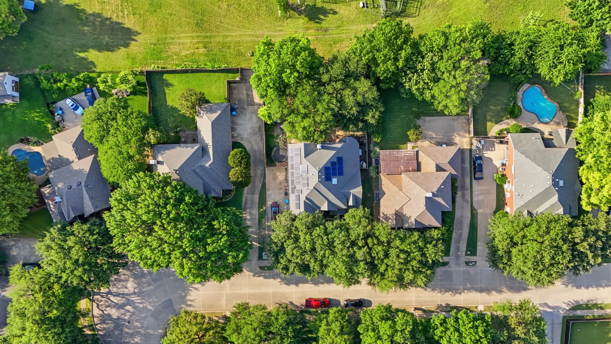 Single Family Residence For Sale in Dallas County , 1905 Lakeway Drive, Rowlett, Texas 75088, 4 Bedroom, 3 Bathroom, 2 Garage spaces, 3,473 Sqft, built in 1997, mls#21269890, Real Estate Agent in Rowlett, Homes For Sale in Dallas county, Homes For Sale in Rowlett, Realtor in Rowlett Texas, Real Estate Brokerage Independent Realty Texas, Luminita Cordes Realtor