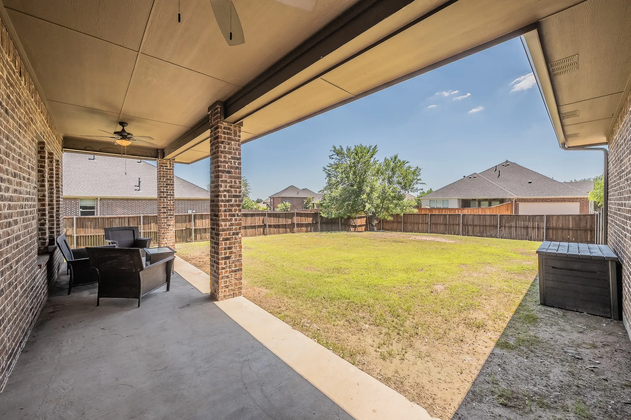 Single Family Residence For Sale in Dallas County , 286 Benwick Drive, Sunnyvale, Texas 75182, 4 Bedroom, 4 Bathroom, 3 Garage spaces, 3,815 Sqft, built in 2012, mls#21269578, Real Estate Agent in Sunnyvale, Homes For Sale in Dallas county, Homes For Sale in Sunnyvale, Realtor in Sunnyvale Texas, Real Estate Brokerage Independent Realty Texas, Luminita Cordes Realtor