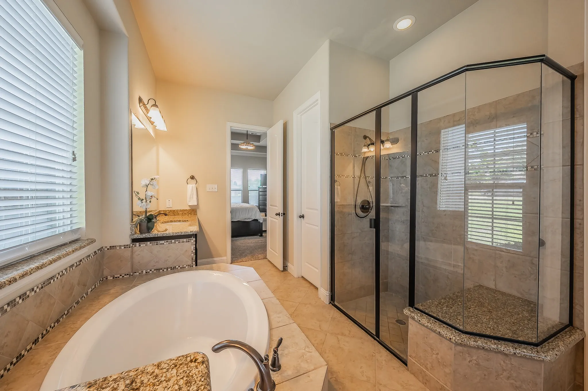 Single Family Residence For Sale in Dallas County , 286 Benwick Drive, Sunnyvale, Texas 75182, 4 Bedroom, 4 Bathroom, 3 Garage spaces, 3,815 Sqft, built in 2012, mls#21269578, Real Estate Agent in Sunnyvale, Homes For Sale in Dallas county, Homes For Sale in Sunnyvale, Realtor in Sunnyvale Texas, Real Estate Brokerage Independent Realty Texas, Luminita Cordes Realtor