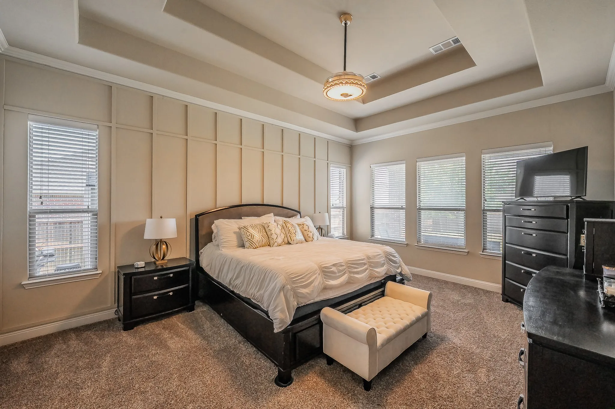Single Family Residence For Sale in Dallas County , 286 Benwick Drive, Sunnyvale, Texas 75182, 4 Bedroom, 4 Bathroom, 3 Garage spaces, 3,815 Sqft, built in 2012, mls#21269578, Real Estate Agent in Sunnyvale, Homes For Sale in Dallas county, Homes For Sale in Sunnyvale, Realtor in Sunnyvale Texas, Real Estate Brokerage Independent Realty Texas, Luminita Cordes Realtor