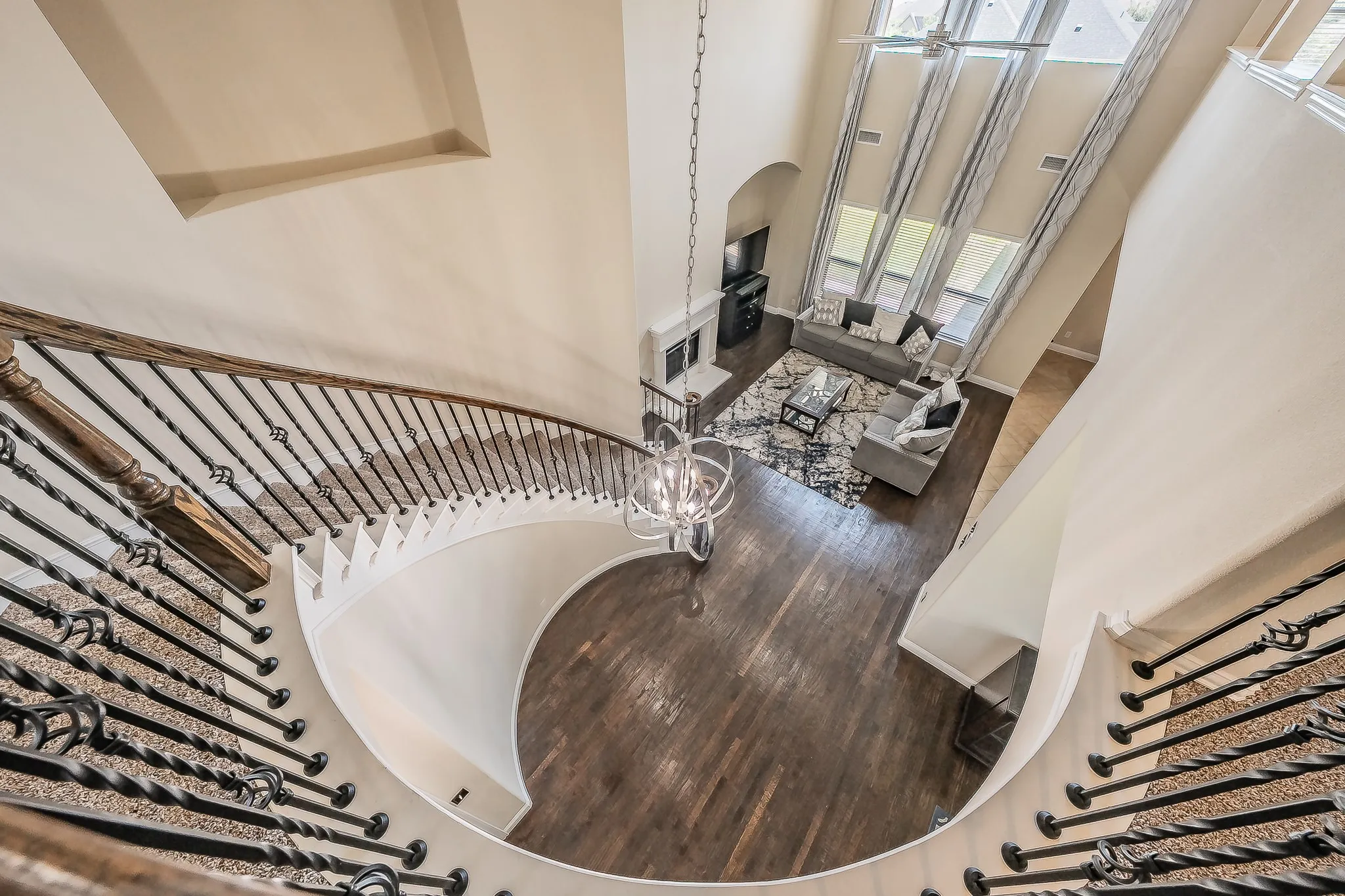 Single Family Residence For Sale in Dallas County , 286 Benwick Drive, Sunnyvale, Texas 75182, 4 Bedroom, 4 Bathroom, 3 Garage spaces, 3,815 Sqft, built in 2012, mls#21269578, Real Estate Agent in Sunnyvale, Homes For Sale in Dallas county, Homes For Sale in Sunnyvale, Realtor in Sunnyvale Texas, Real Estate Brokerage Independent Realty Texas, Luminita Cordes Realtor