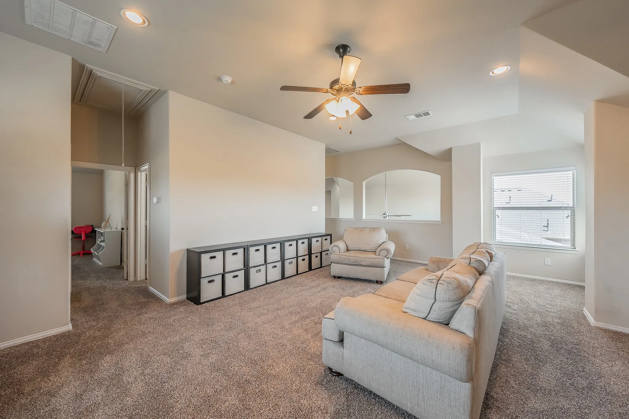 Single Family Residence For Sale in Dallas County , 286 Benwick Drive, Sunnyvale, Texas 75182, 4 Bedroom, 4 Bathroom, 3 Garage spaces, 3,815 Sqft, built in 2012, mls#21269578, Real Estate Agent in Sunnyvale, Homes For Sale in Dallas county, Homes For Sale in Sunnyvale, Realtor in Sunnyvale Texas, Real Estate Brokerage Independent Realty Texas, Luminita Cordes Realtor