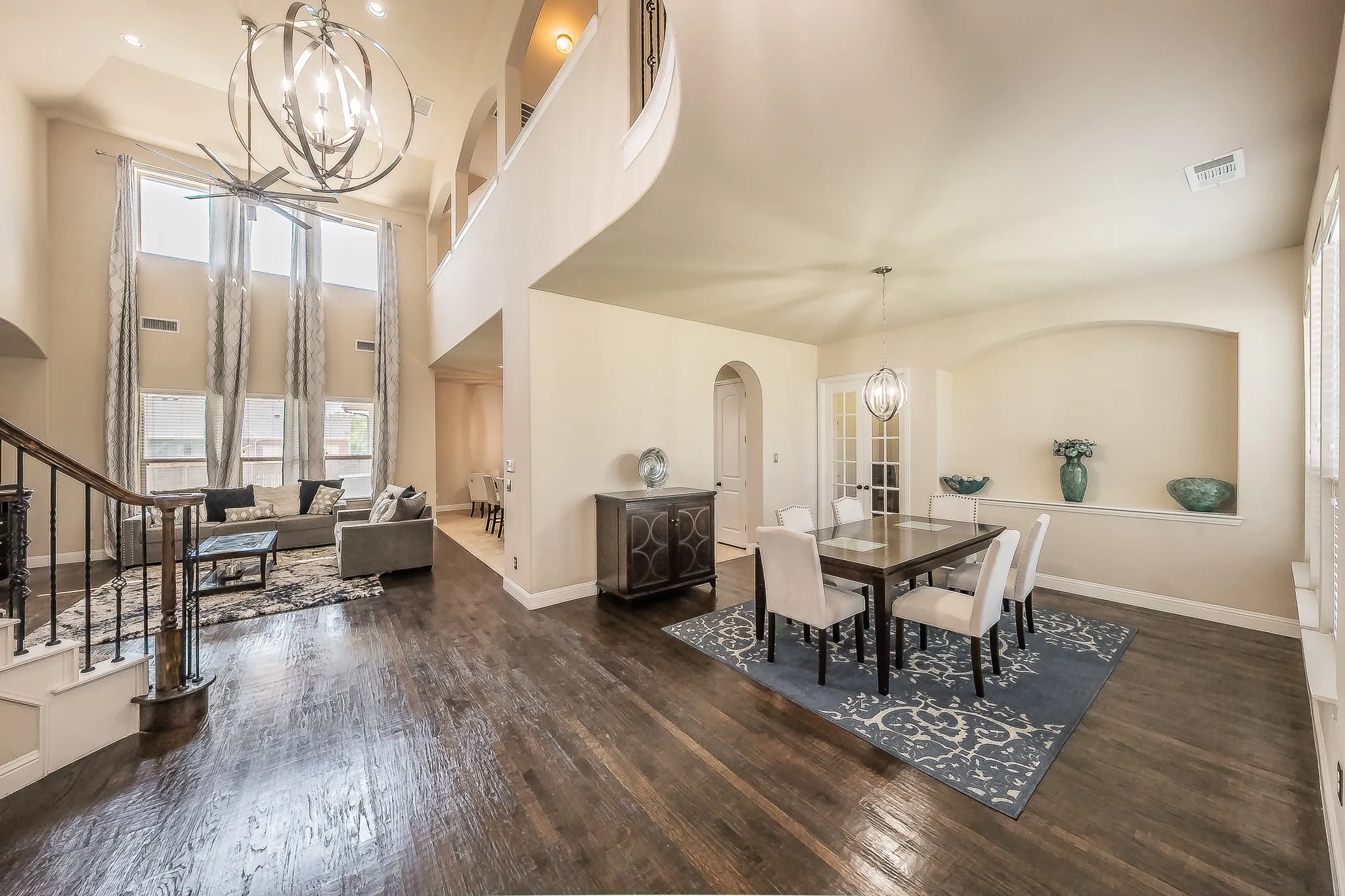 Single Family Residence For Sale in Dallas County , 286 Benwick Drive, Sunnyvale, Texas 75182, 4 Bedroom, 4 Bathroom, 3 Garage spaces, 3,815 Sqft, built in 2012, mls#21269578, Real Estate Agent in Sunnyvale, Homes For Sale in Dallas county, Homes For Sale in Sunnyvale, Realtor in Sunnyvale Texas, Real Estate Brokerage Independent Realty Texas, Luminita Cordes Realtor
