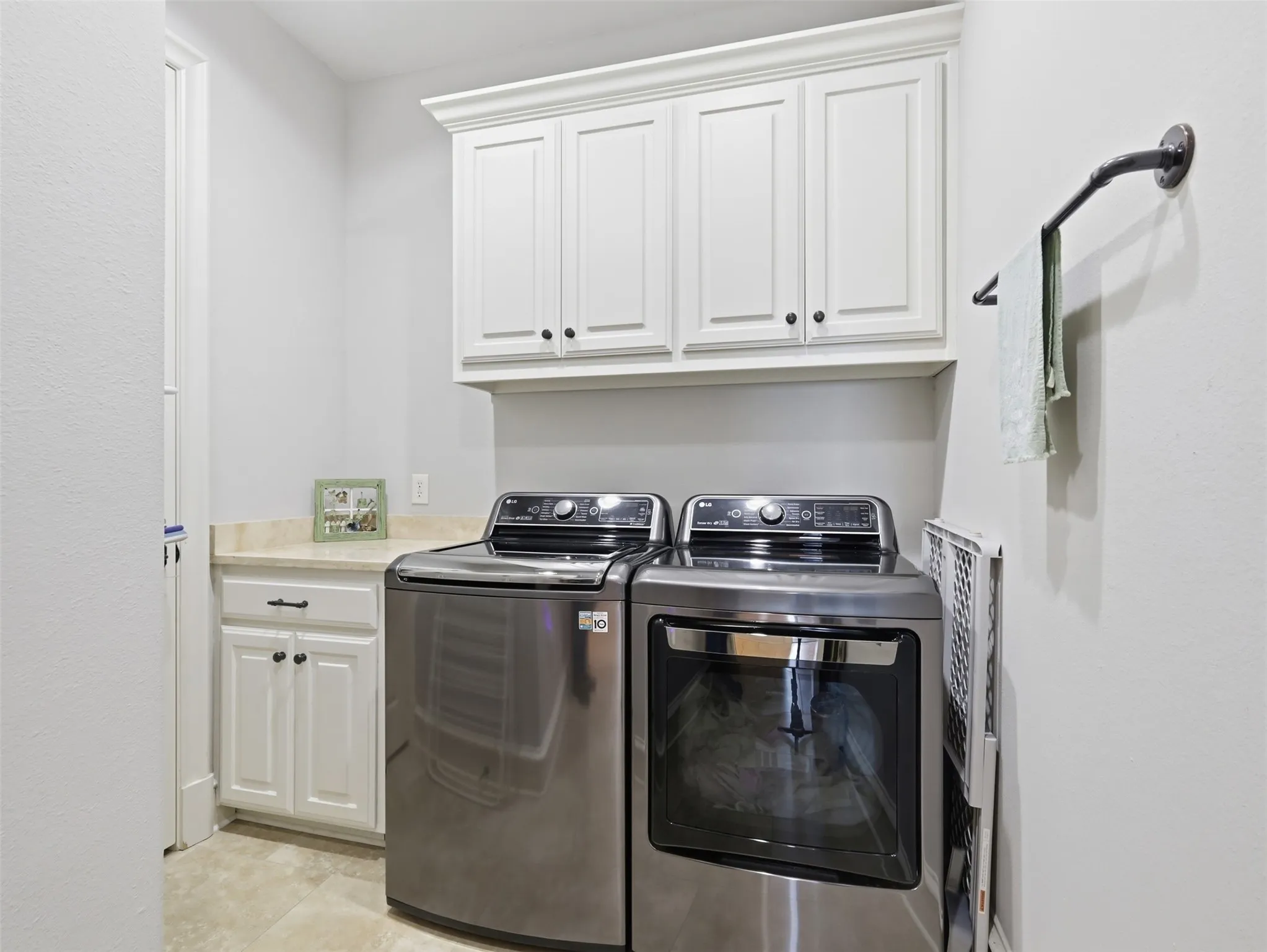Condominium For Sale in Collin County , 6675 Mediterranean Drive 3305, Mc Kinney, Texas 75072, 2 Bedrooms, 2 Bathrooms, 2 Garage spaces, 1,859 Sqft, built in 2013, Price $549,990, mls#21271440, Real Estate Agent in Mc Kinney, Homes For Sale in Collin county, Homes For Sale in Mc Kinney, Realtor in Mc Kinney Texas, Real Estate Brokerage Independent Realty Texas, Luminita Cordes Realtor