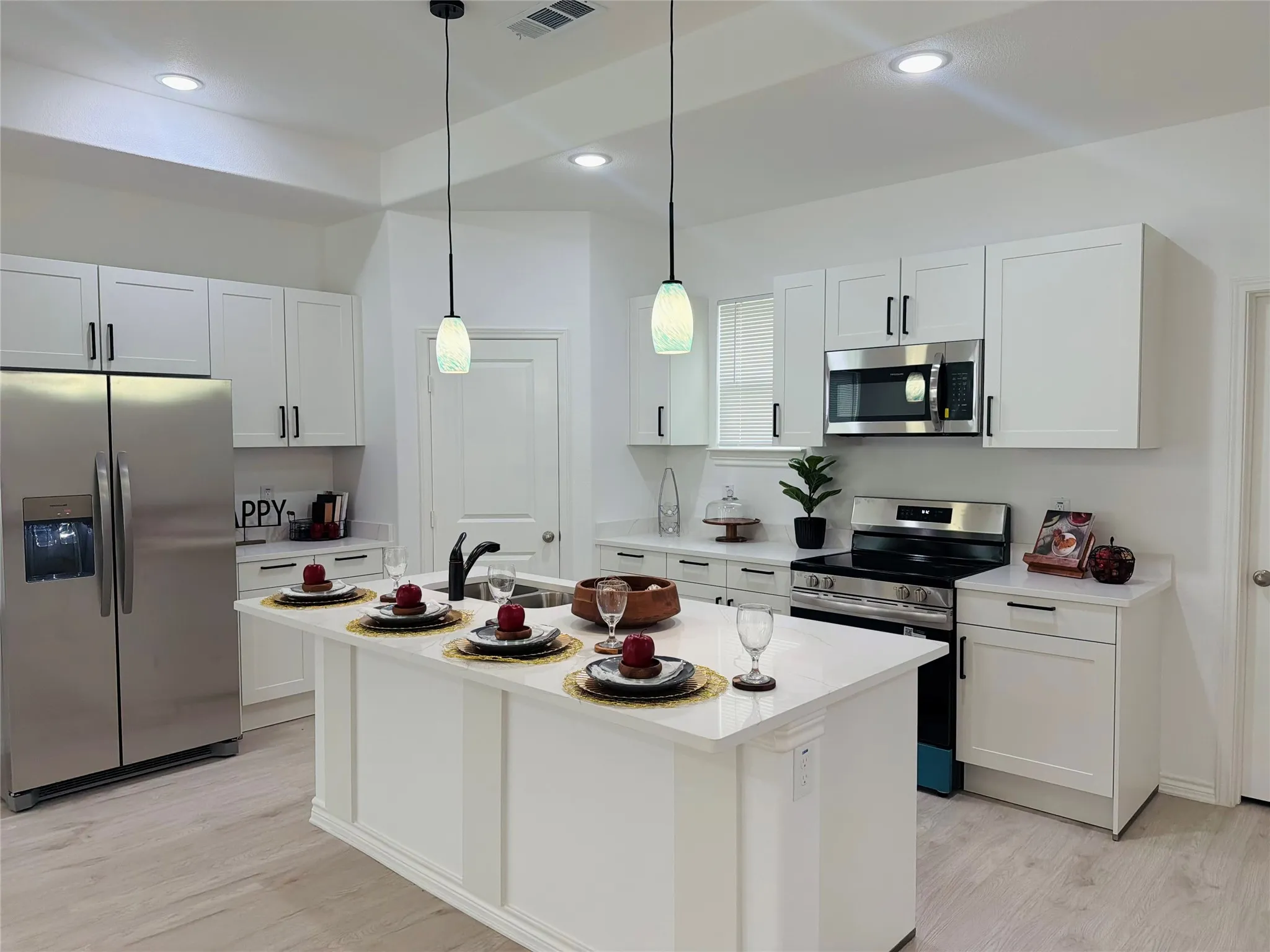 Single Family Residence For Sale in Hunt County , 2205 Wellington Street, Greenville, Texas 75401, 3 Bedroom, 2 Bathroom, Garage spaces, 1,504 Sqft, built in 2025, mls#21271448, Real Estate Agent in Greenville, Homes For Sale in Hunt county, Homes For Sale in Greenville, Realtor in Greenville Texas, Real Estate Brokerage Independent Realty Texas, Luminita Cordes Realtor