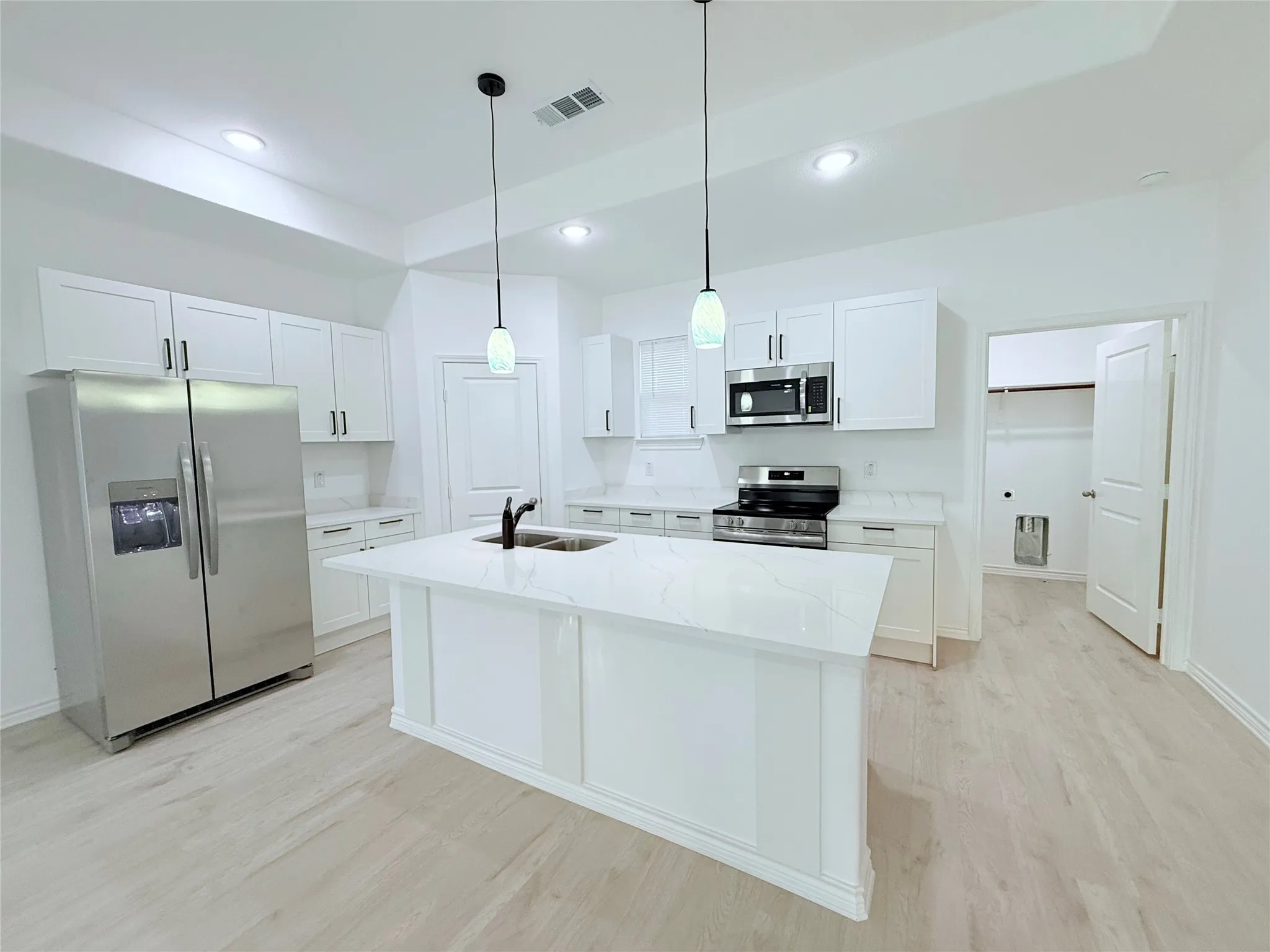 Single Family Residence For Sale in Hunt County , 2205 Wellington Street, Greenville, Texas 75401, 3 Bedroom, 2 Bathroom, Garage spaces, 1,504 Sqft, built in 2025, mls#21271448, Real Estate Agent in Greenville, Homes For Sale in Hunt county, Homes For Sale in Greenville, Realtor in Greenville Texas, Real Estate Brokerage Independent Realty Texas, Luminita Cordes Realtor