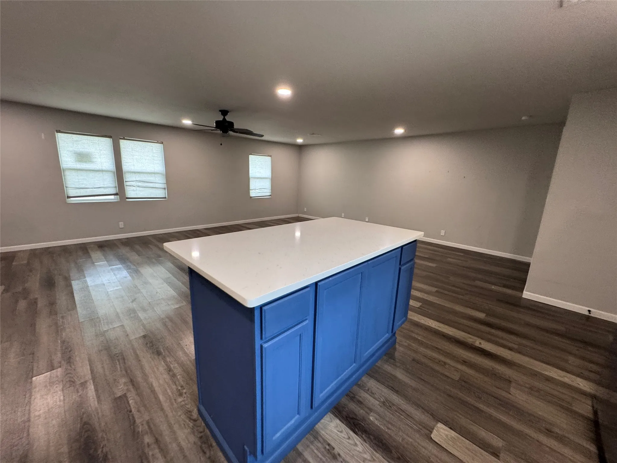 Single Family Residence For Sale in Johnson County , 520 NW King Street, Burleson, Texas 76028, 3 Bedroom, 1 Bathroom, Garage spaces, 1,291 Sqft, built in 1960, mls#21269942, Real Estate Agent in Burleson, Homes For Sale in Johnson county, Homes For Sale in Burleson, Realtor in Burleson Texas, Real Estate Brokerage Independent Realty Texas, Luminita Cordes Realtor