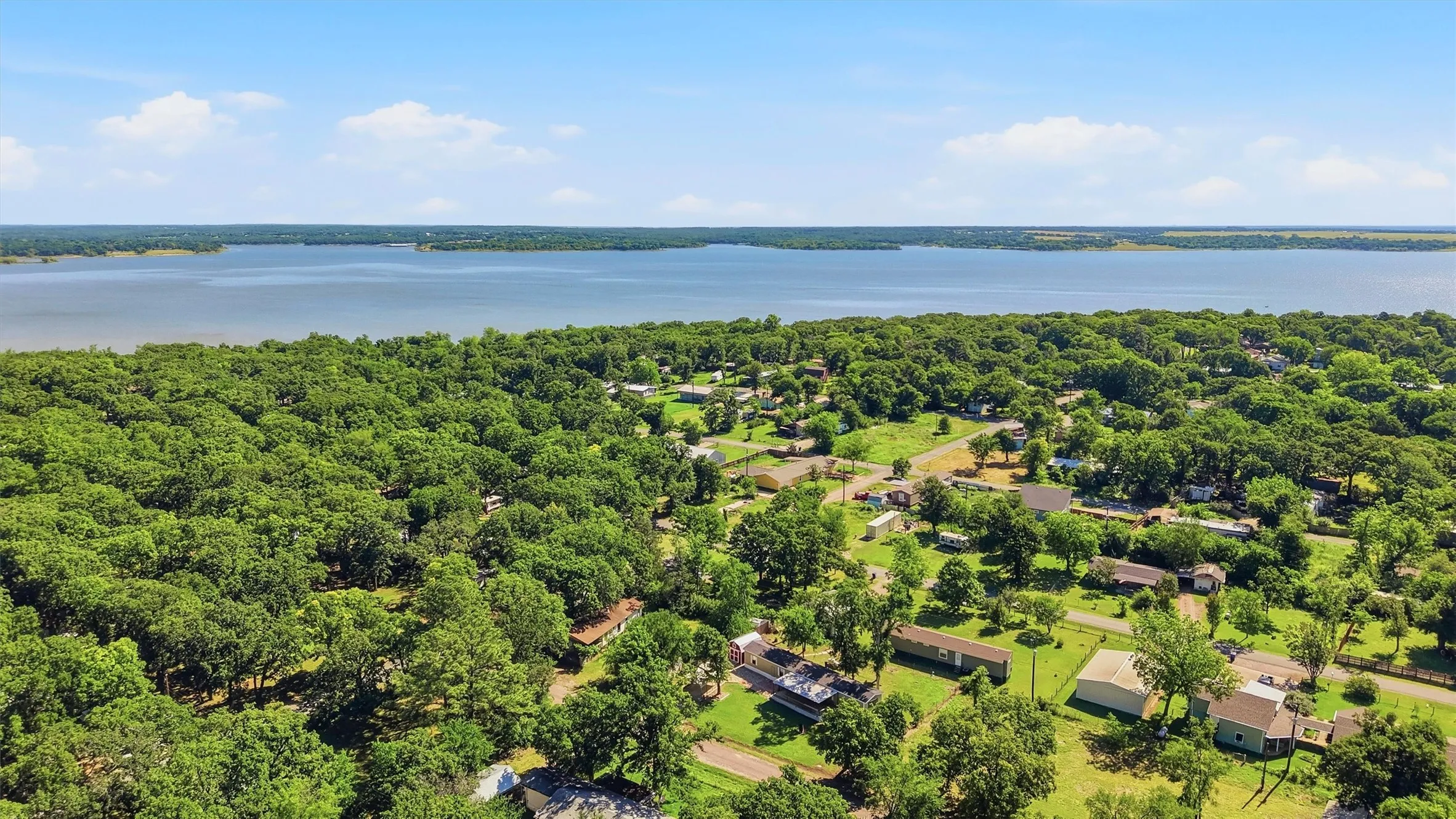 Minutes from Lake Texoma