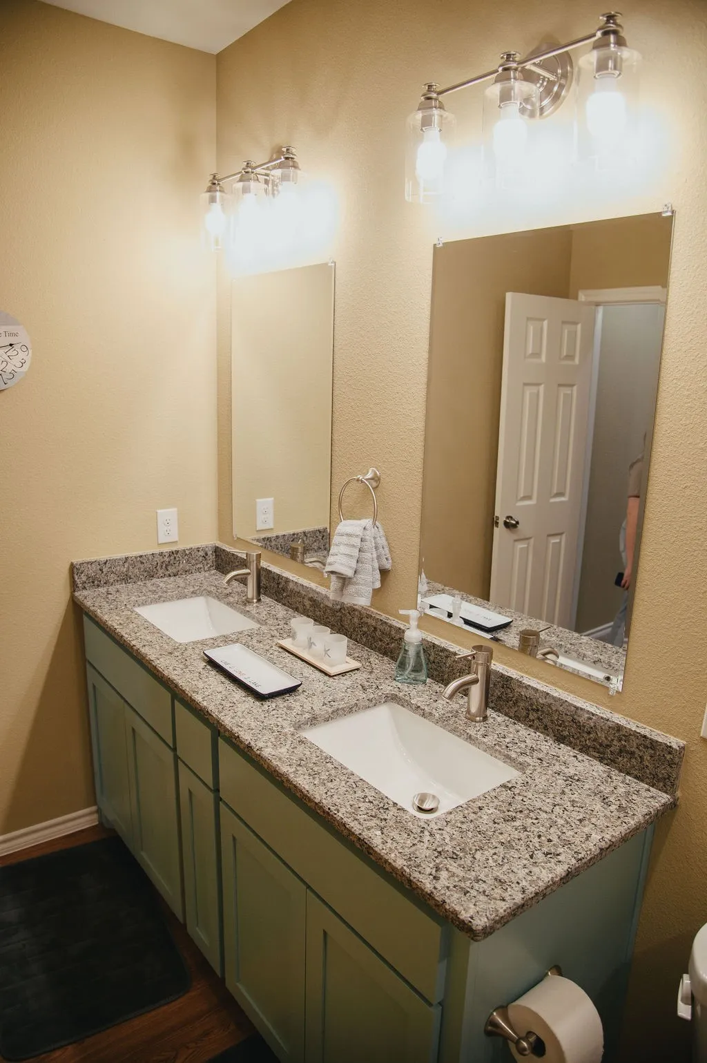 Single Family Residence For Sale in Hunt County , 1041 Hillburn Drive, West Tawakoni, Texas 75474, 3 Bedroom, 2 Bathroom, Garage spaces, 1,258 Sqft, built in 2023, mls#21271476, Real Estate Agent in West Tawakoni, Homes For Sale in Hunt county, Homes For Sale in West Tawakoni, Realtor in West Tawakoni Texas, Real Estate Brokerage Independent Realty Texas, Luminita Cordes Realtor