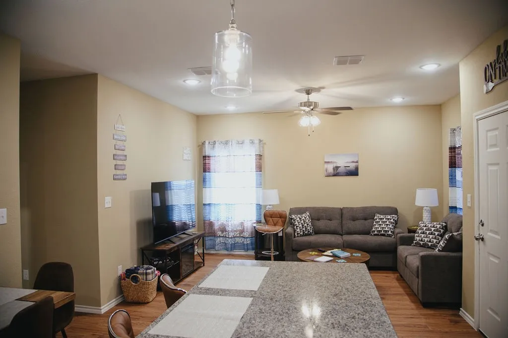 Single Family Residence For Sale in Hunt County , 1041 Hillburn Drive, West Tawakoni, Texas 75474, 3 Bedroom, 2 Bathroom, Garage spaces, 1,258 Sqft, built in 2023, mls#21271476, Real Estate Agent in West Tawakoni, Homes For Sale in Hunt county, Homes For Sale in West Tawakoni, Realtor in West Tawakoni Texas, Real Estate Brokerage Independent Realty Texas, Luminita Cordes Realtor