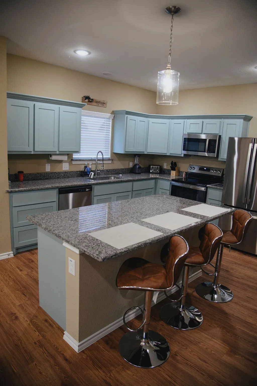 Single Family Residence For Sale in Hunt County , 1041 Hillburn Drive, West Tawakoni, Texas 75474, 3 Bedroom, 2 Bathroom, Garage spaces, 1,258 Sqft, built in 2023, mls#21271476, Real Estate Agent in West Tawakoni, Homes For Sale in Hunt county, Homes For Sale in West Tawakoni, Realtor in West Tawakoni Texas, Real Estate Brokerage Independent Realty Texas, Luminita Cordes Realtor