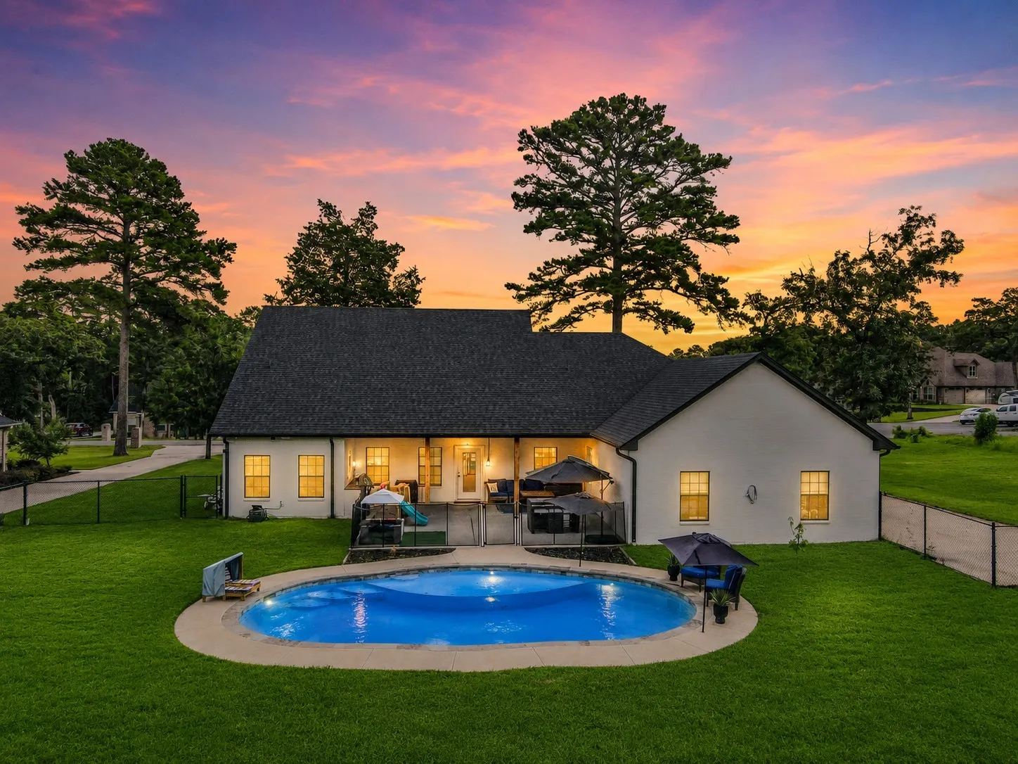 Single Family Residence For Sale in Wood County , 107 Private Road 6305, Mineola, Texas 75773, 3 Bedrooms, 3 Bathrooms, 2 Garage spaces, 2,199 Sqft, built in 2021, Price $434,999, mls#21269980, Real Estate Agent in Mineola, Homes For Sale in Wood county, Homes For Sale in Mineola, Realtor in Mineola Texas, Real Estate Brokerage Independent Realty Texas, Luminita Cordes Realtor