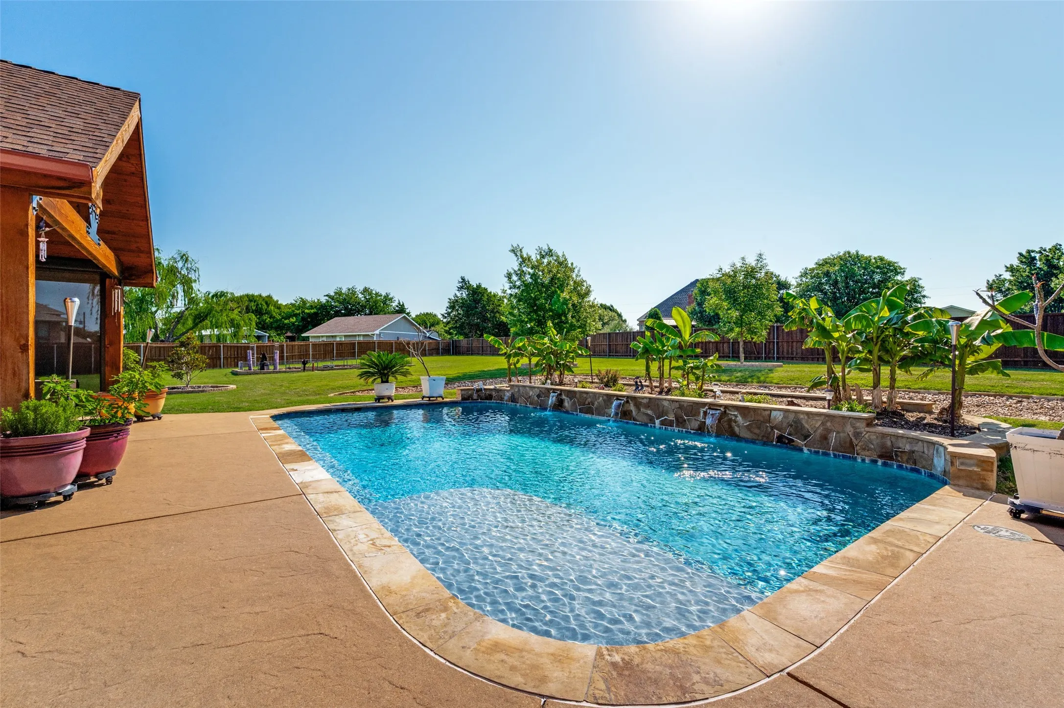 Single Family Residence For Sale in Collin County , 3944 Preston Hills Circle, Celina, Texas 75009, 4 Bedroom, 3 Bathroom, 4 Garage spaces, 3,375 Sqft, built in 1998, mls#21253072, Real Estate Agent in Celina, Homes For Sale in Collin county, Homes For Sale in Celina, Realtor in Celina Texas, Real Estate Brokerage Independent Realty Texas, Luminita Cordes Realtor