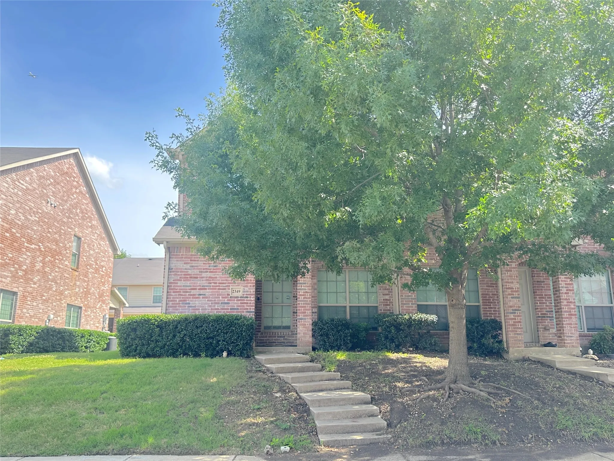 Townhouse For Sale in Tarrant County , 2349 Homewood Lane, Grand Prairie, Texas 75050, 4 Bedroom, 3 Bathroom, Garage spaces, 1,565 Sqft, built in 2011, mls#21268787, Real Estate Agent in Grand Prairie, Homes For Sale in Tarrant county, Homes For Sale in Grand Prairie, Realtor in Grand Prairie Texas, Real Estate Brokerage Independent Realty Texas, Luminita Cordes Realtor