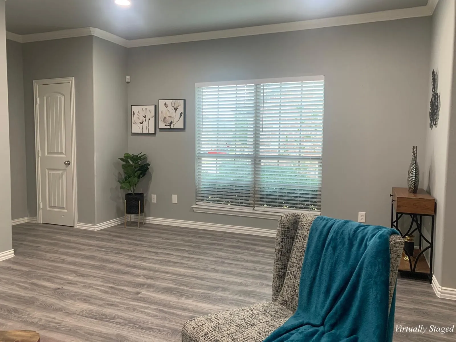 Townhouse For Sale in Tarrant County , 2349 Homewood Lane, Grand Prairie, Texas 75050, 4 Bedroom, 3 Bathroom, Garage spaces, 1,565 Sqft, built in 2011, mls#21268787, Real Estate Agent in Grand Prairie, Homes For Sale in Tarrant county, Homes For Sale in Grand Prairie, Realtor in Grand Prairie Texas, Real Estate Brokerage Independent Realty Texas, Luminita Cordes Realtor