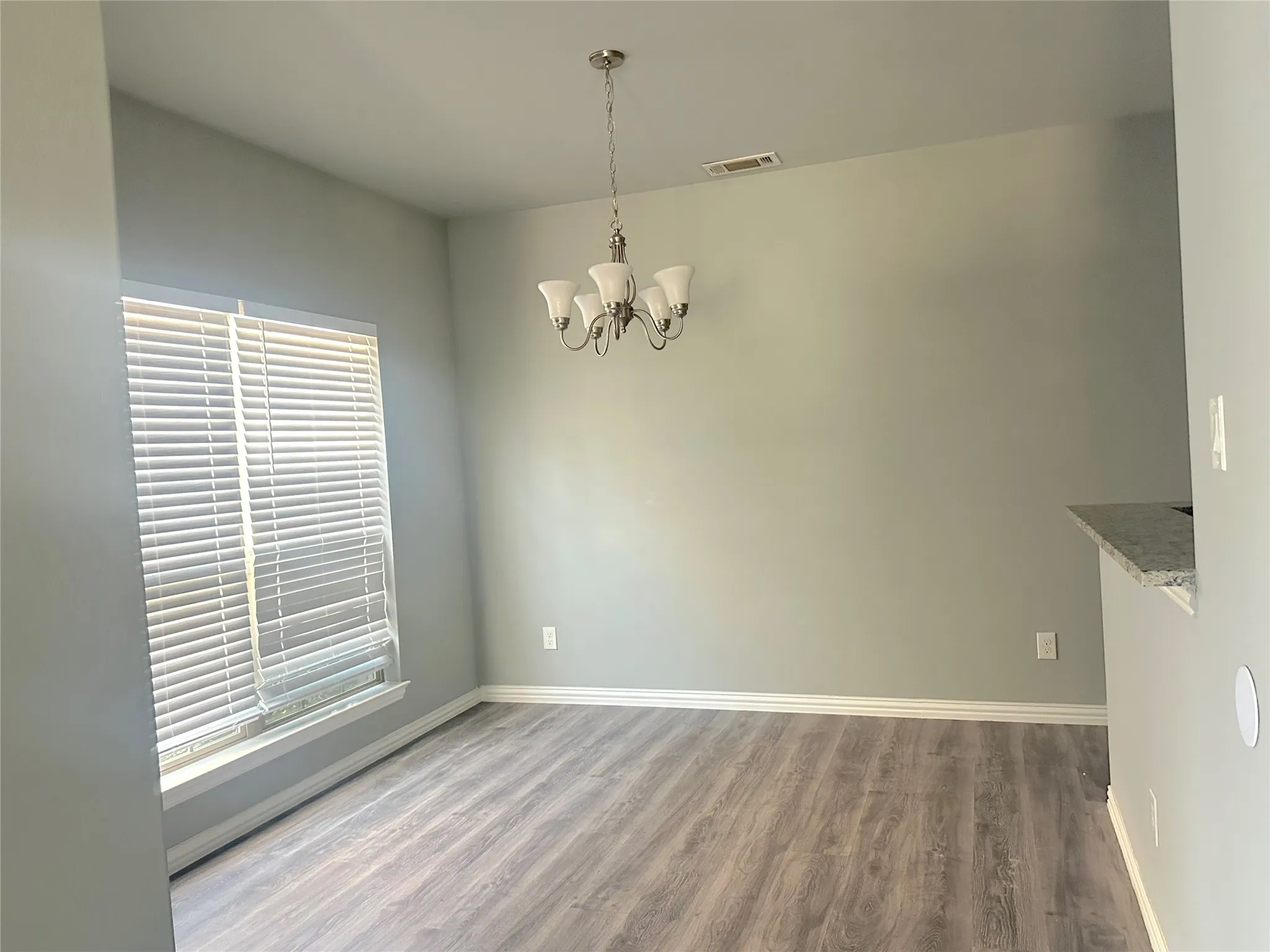 Townhouse For Sale in Tarrant County , 2349 Homewood Lane, Grand Prairie, Texas 75050, 4 Bedroom, 3 Bathroom, Garage spaces, 1,565 Sqft, built in 2011, mls#21268787, Real Estate Agent in Grand Prairie, Homes For Sale in Tarrant county, Homes For Sale in Grand Prairie, Realtor in Grand Prairie Texas, Real Estate Brokerage Independent Realty Texas, Luminita Cordes Realtor