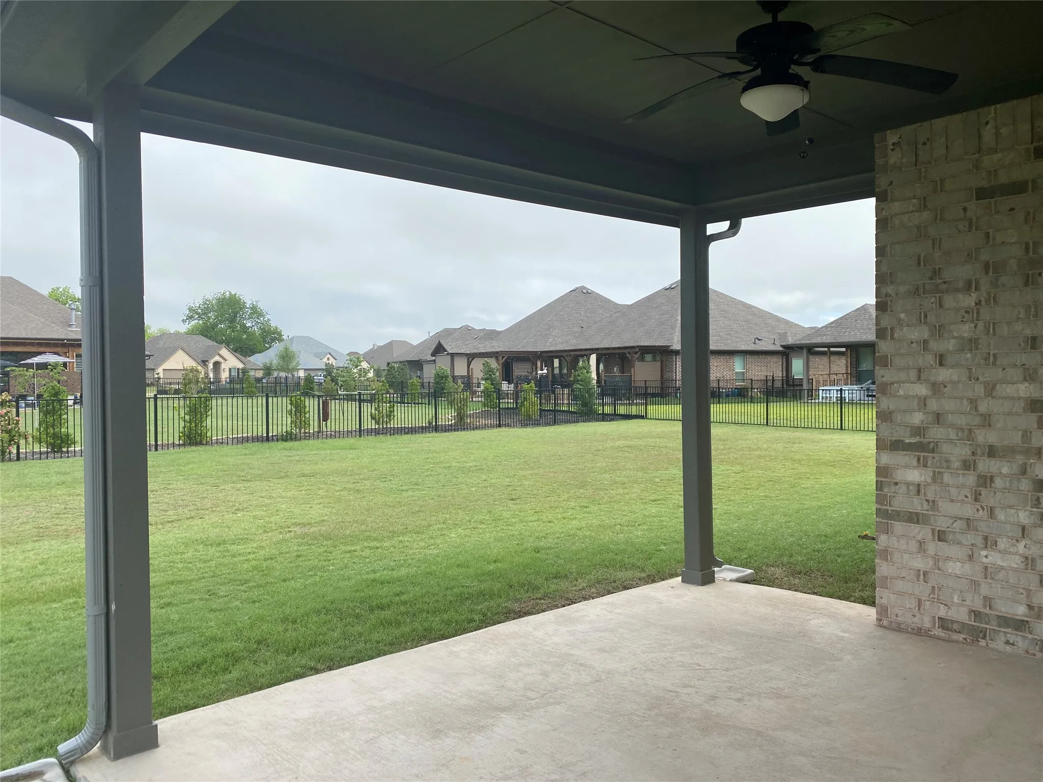 Single Family Residence For Sale in Hood County , 209 Johnson Street, Granbury, Texas 76048, 4 Bedroom, 3 Bathroom, 2 Garage spaces, 2,622 Sqft, built in 2022, mls#21271387, Real Estate Agent in Granbury, Homes For Sale in Hood county, Homes For Sale in Granbury, Realtor in Granbury Texas, Real Estate Brokerage Independent Realty Texas, Luminita Cordes Realtor