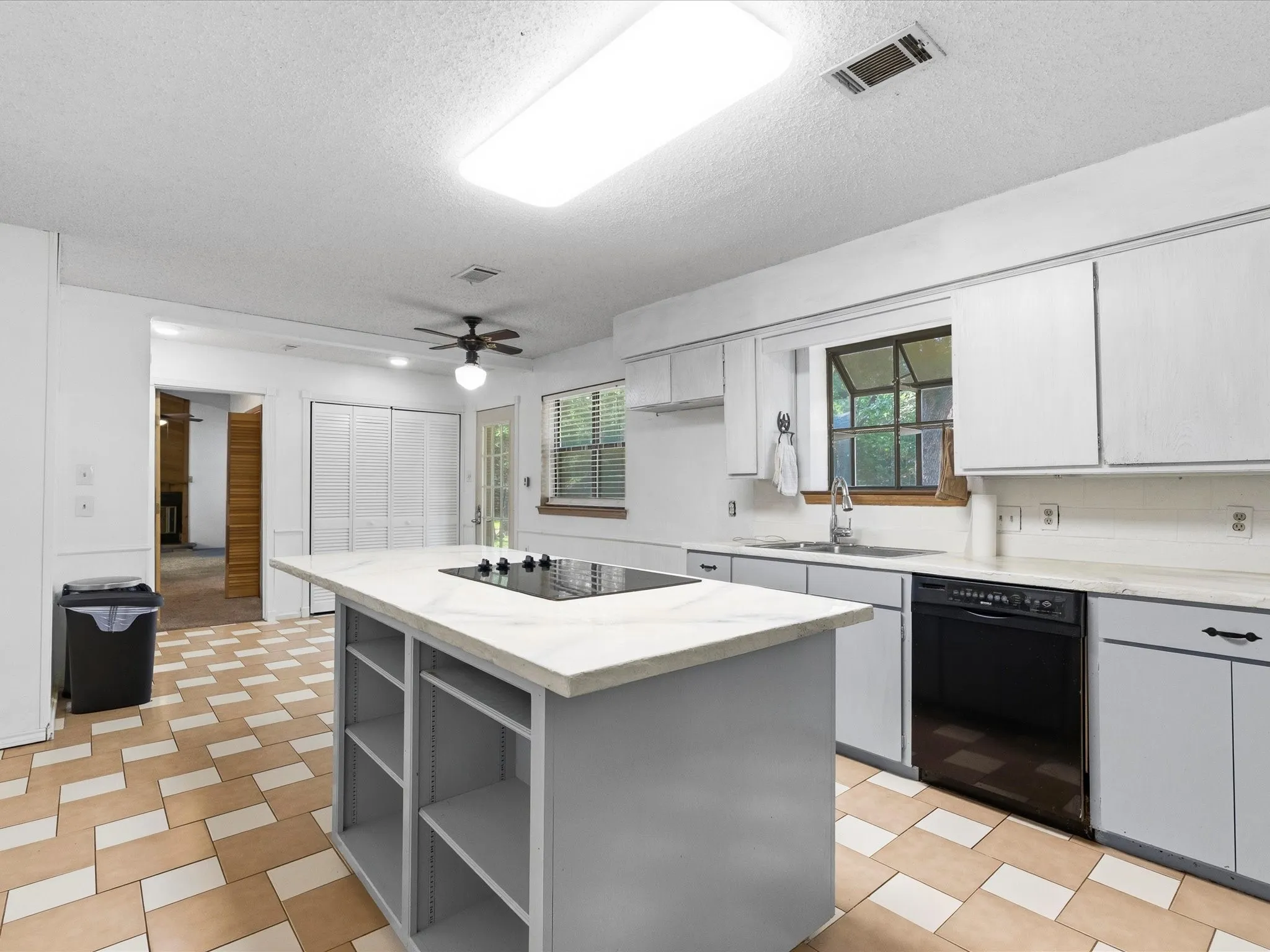 Kitchen with island