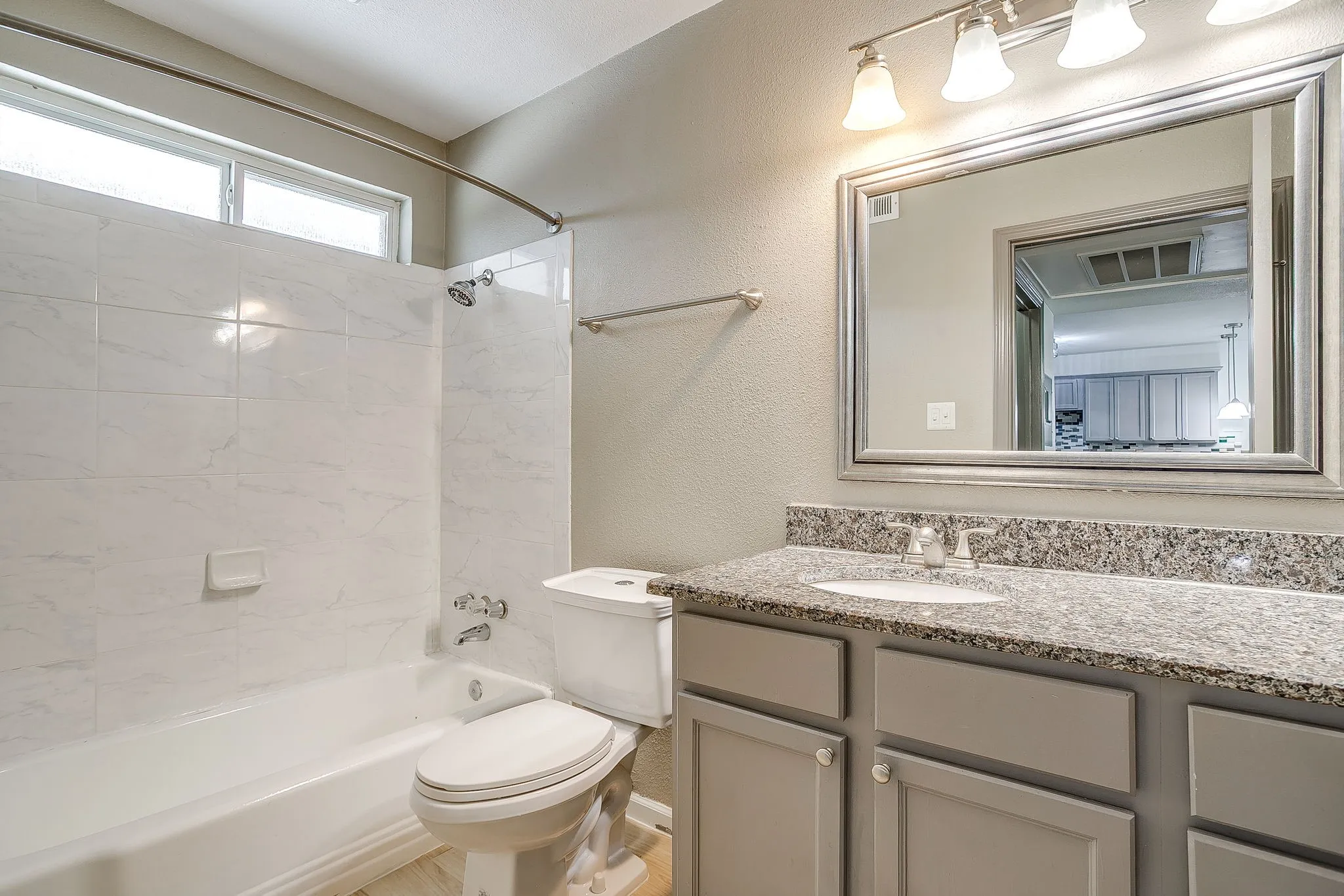 Apartment For Rent in Tarrant County , 3870 Tulsa Way 12, Fort Worth, Texas 76107, 1 Bedroom, 1 Bathroom, Garage spaces, 650 Sqft, built in 1962, mls#21269153, Real Estate Agent in Fort Worth, Homes For Rent in Tarrant county, Homes For Rent in Fort Worth, Realtor in Fort Worth Texas, Real Estate Brokerage Independent Realty Texas, Luminita Cordes Realtor