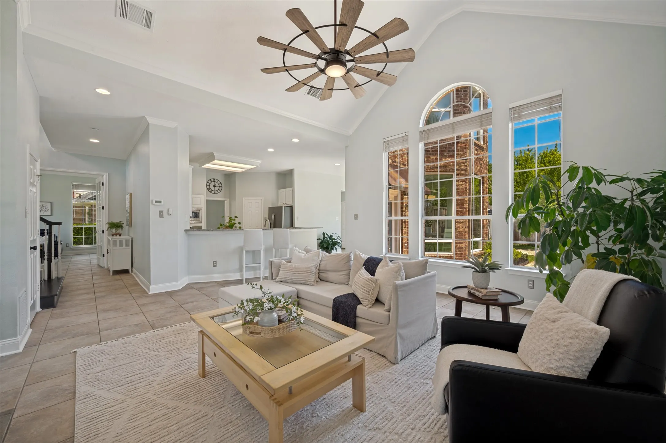 Single Family Residence For Sale in Collin County , 8500 Bantry Court, Plano, Texas 75025, 4 Bedroom, 4 Bathroom, 2 Garage spaces, 3,338 Sqft, built in 1992, mls#21268630, Real Estate Agent in Plano, Homes For Sale in Collin county, Homes For Sale in Plano, Realtor in Plano Texas, Real Estate Brokerage Independent Realty Texas, Luminita Cordes Realtor