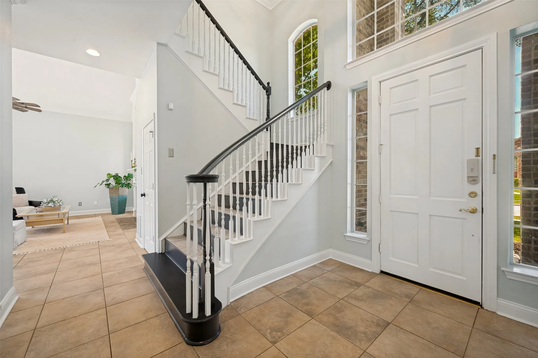 Single Family Residence For Sale in Collin County , 8500 Bantry Court, Plano, Texas 75025, 4 Bedroom, 4 Bathroom, 2 Garage spaces, 3,338 Sqft, built in 1992, mls#21268630, Real Estate Agent in Plano, Homes For Sale in Collin county, Homes For Sale in Plano, Realtor in Plano Texas, Real Estate Brokerage Independent Realty Texas, Luminita Cordes Realtor