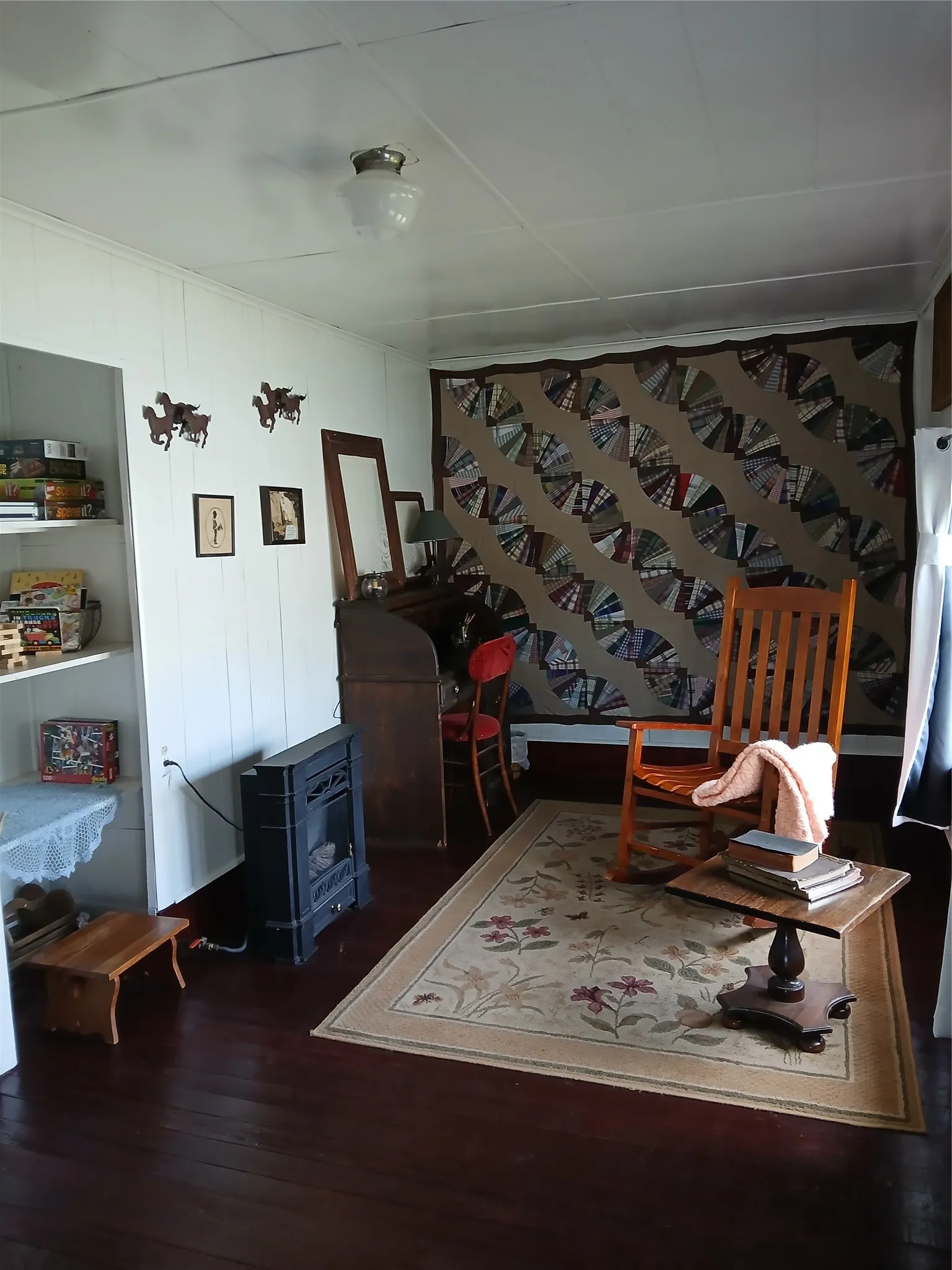 Single Family Residence For Sale in Coleman County , 916 AUSTIN Street, Coleman, Texas 76834, 3 Bedroom, 1 Bathroom, Garage spaces, 1,763 Sqft, built in 1923, mls#21271542, Real Estate Agent in Coleman, Homes For Sale in Coleman county, Homes For Sale in Coleman, Realtor in Coleman Texas, Real Estate Brokerage Independent Realty Texas, Luminita Cordes Realtor