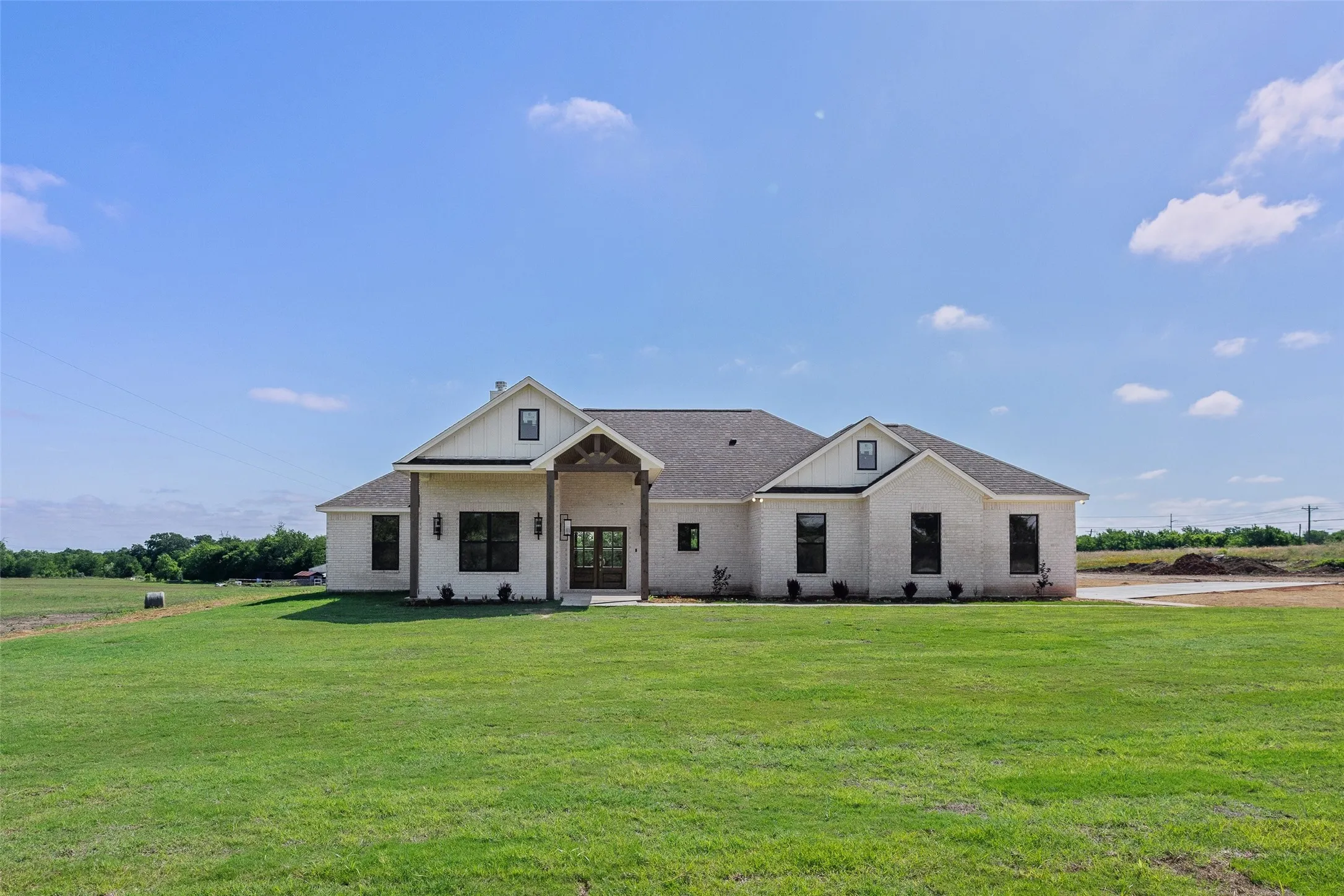 Single Family Residence For Sale in Hood County , 4406 Colony Road, Granbury, Texas 76048, 4 Bedroom, 3 Bathroom, 2 Garage spaces, 2,299 Sqft, built in 2026, mls#21270797, Real Estate Agent in Granbury, Homes For Sale in Hood county, Homes For Sale in Granbury, Realtor in Granbury Texas, Real Estate Brokerage Independent Realty Texas, Luminita Cordes Realtor
