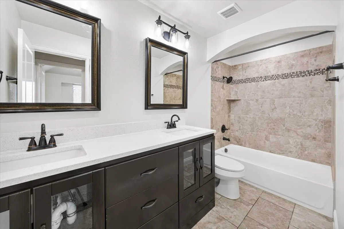 Upstairs Bathroom