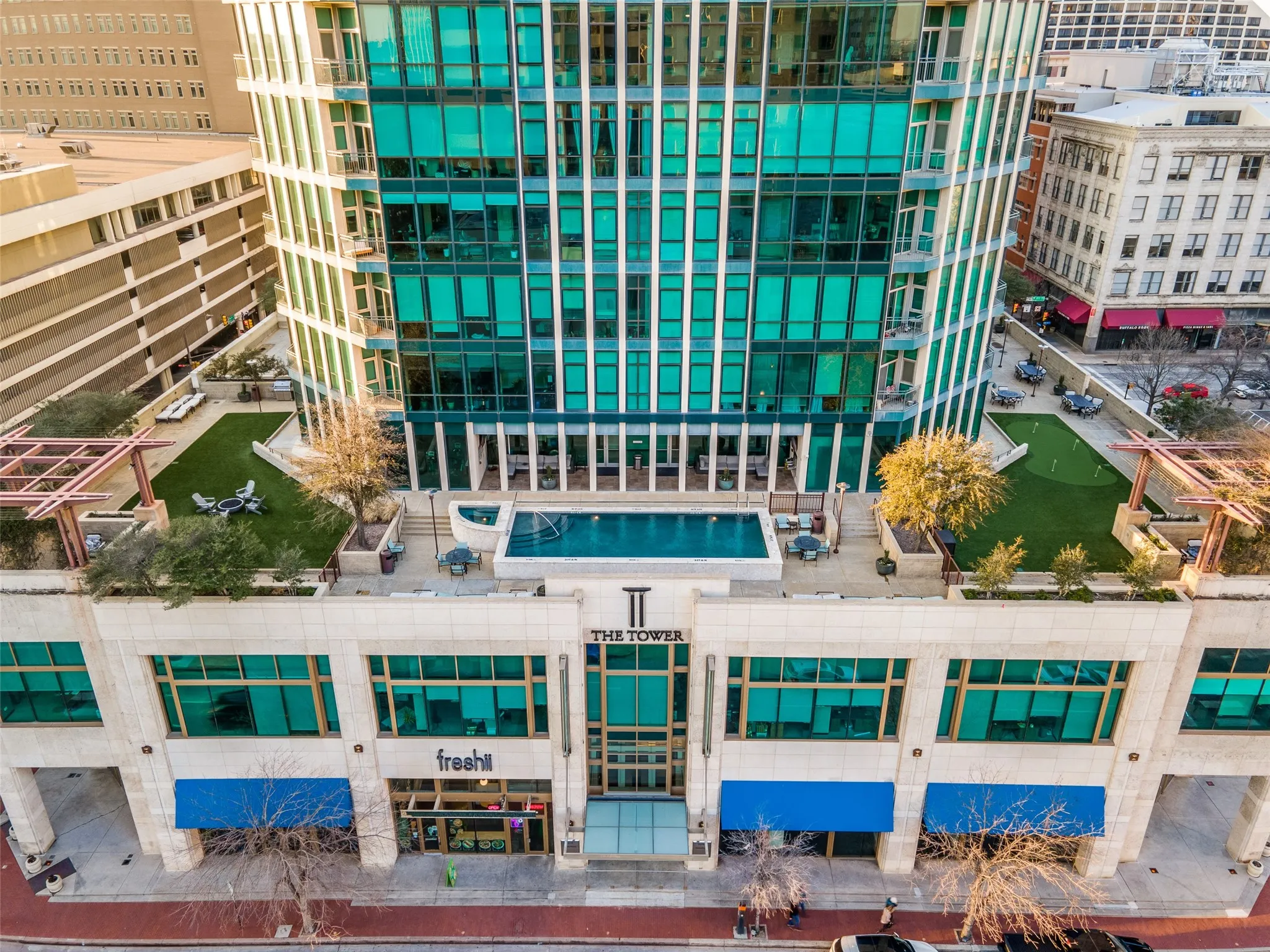 Condominium For Sale in Tarrant County , 500 Throckmorton Street 1104, Fort Worth, Texas 76102, 2 Bedroom, 2 Bathroom, 2 Garage spaces, 1,556 Sqft, built in 2005, mls#21268245, Real Estate Agent in Fort Worth, Homes For Sale in Tarrant county, Homes For Sale in Fort Worth, Realtor in Fort Worth Texas, Real Estate Brokerage Independent Realty Texas, Luminita Cordes Realtor