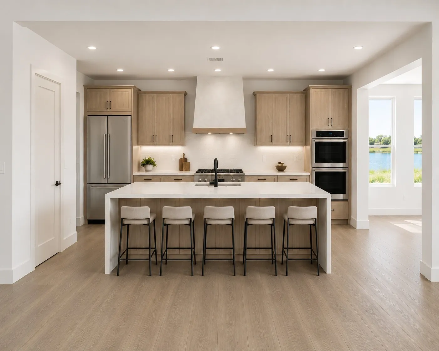 Images shown are for illustrative purposes & do not accurately depict features, finishes, or layout. Variations in design materials & specifications may occur.