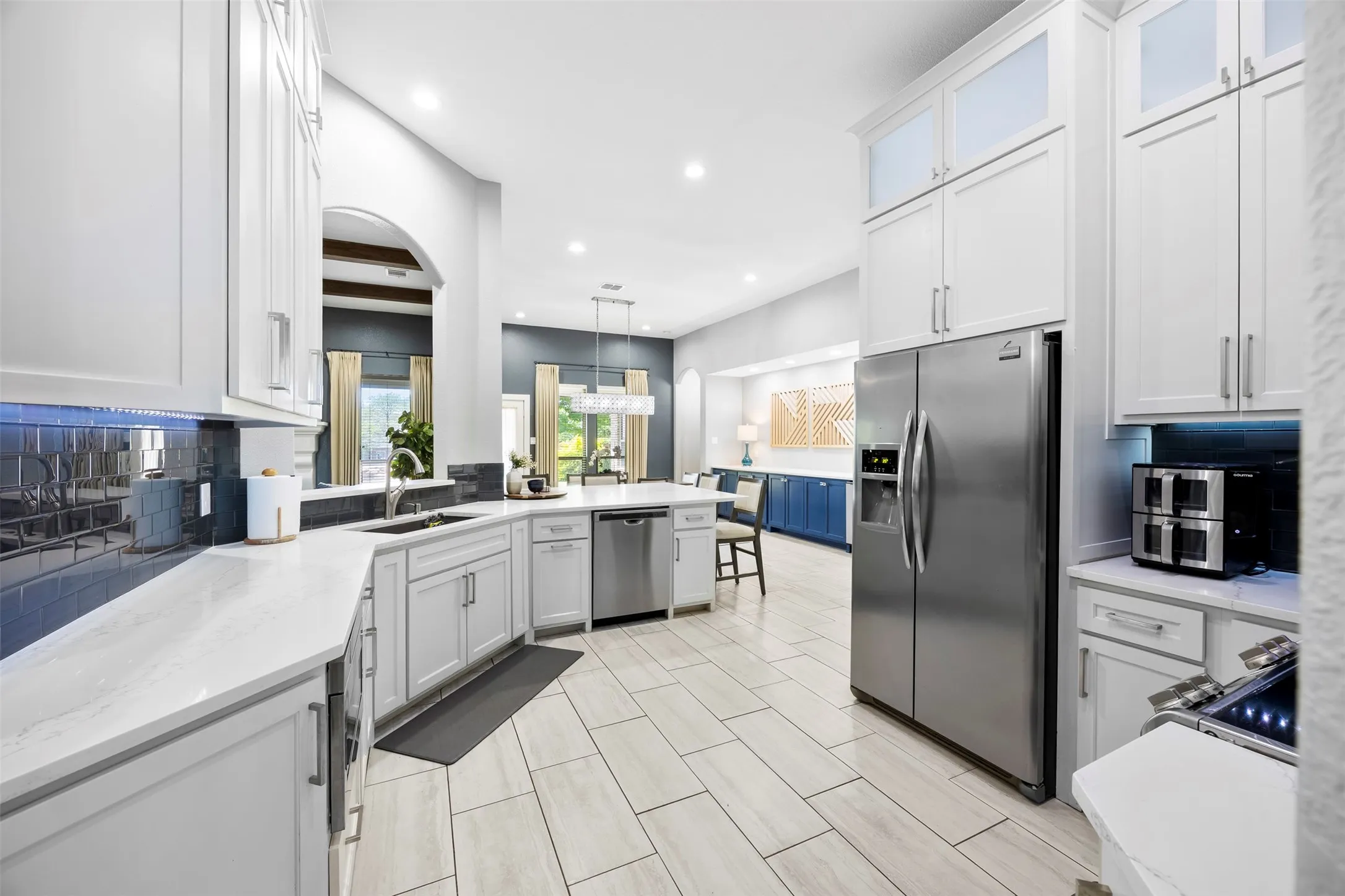 Single Family Residence For Sale in Parker County , 109 Aledo Pointe Drive, Aledo, Texas 76008, 4 Bedrooms, 4 Bathrooms, 3 Garage spaces, 2,800 Sqft, built in 2003, Price $749,500, mls#21267327, Real Estate Agent in Aledo, Homes For Sale in Parker county, Homes For Sale in Aledo, Realtor in Aledo Texas, Real Estate Brokerage Independent Realty Texas, Luminita Cordes Realtor