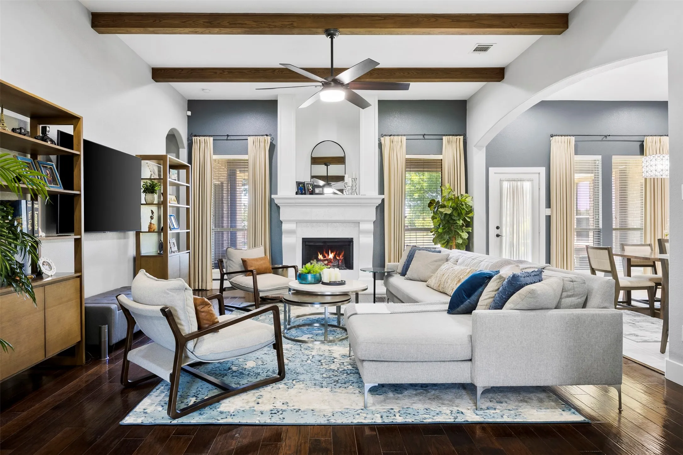 Single Family Residence For Sale in Parker County , 109 Aledo Pointe Drive, Aledo, Texas 76008, 4 Bedrooms, 4 Bathrooms, 3 Garage spaces, 2,800 Sqft, built in 2003, Price $749,500, mls#21267327, Real Estate Agent in Aledo, Homes For Sale in Parker county, Homes For Sale in Aledo, Realtor in Aledo Texas, Real Estate Brokerage Independent Realty Texas, Luminita Cordes Realtor