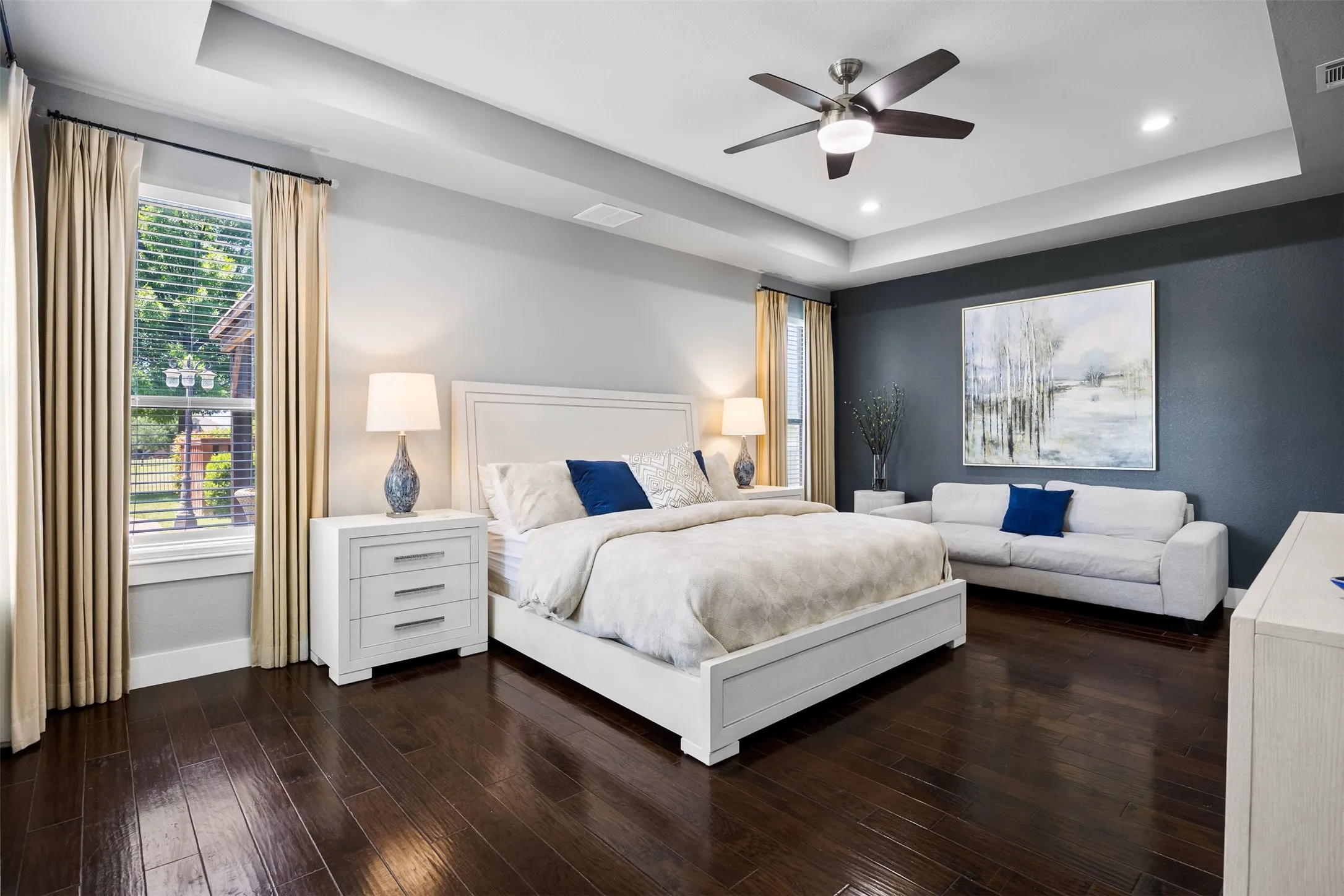 Single Family Residence For Sale in Parker County , 109 Aledo Pointe Drive, Aledo, Texas 76008, 4 Bedrooms, 4 Bathrooms, 3 Garage spaces, 2,800 Sqft, built in 2003, Price $749,500, mls#21267327, Real Estate Agent in Aledo, Homes For Sale in Parker county, Homes For Sale in Aledo, Realtor in Aledo Texas, Real Estate Brokerage Independent Realty Texas, Luminita Cordes Realtor