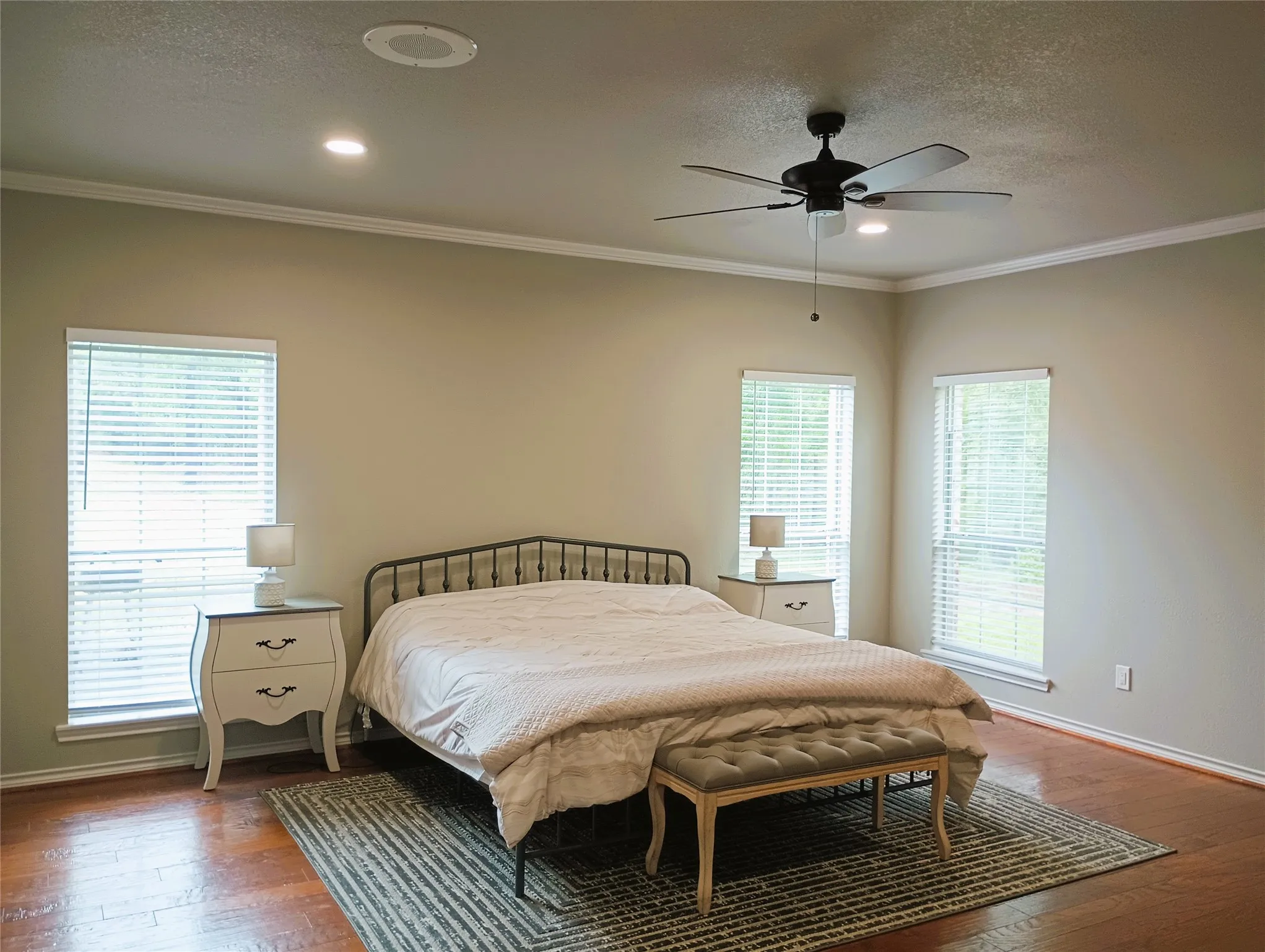 Farm For Sale in Anderson County , 231 An County Road 2105, Palestine, Texas 75801, 3 Bedroom, 3 Bathroom, 2 Garage spaces, 3,355 Sqft, built in 1994, mls#21261041, Real Estate Agent in Palestine, Homes For Sale in Anderson county, Homes For Sale in Palestine, Realtor in Palestine Texas, Real Estate Brokerage Independent Realty Texas, Luminita Cordes Realtor