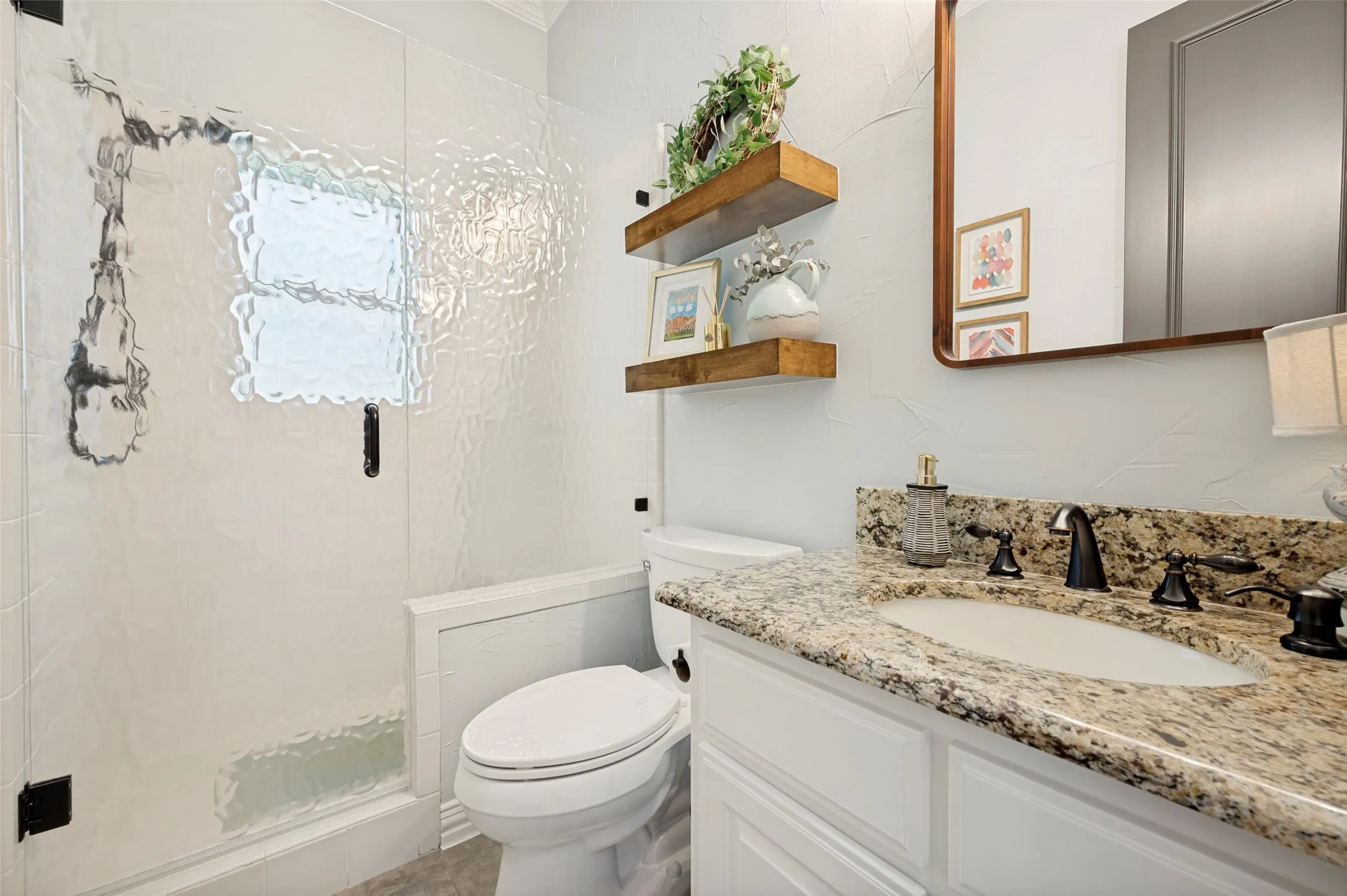 Downstairs Full Bath
